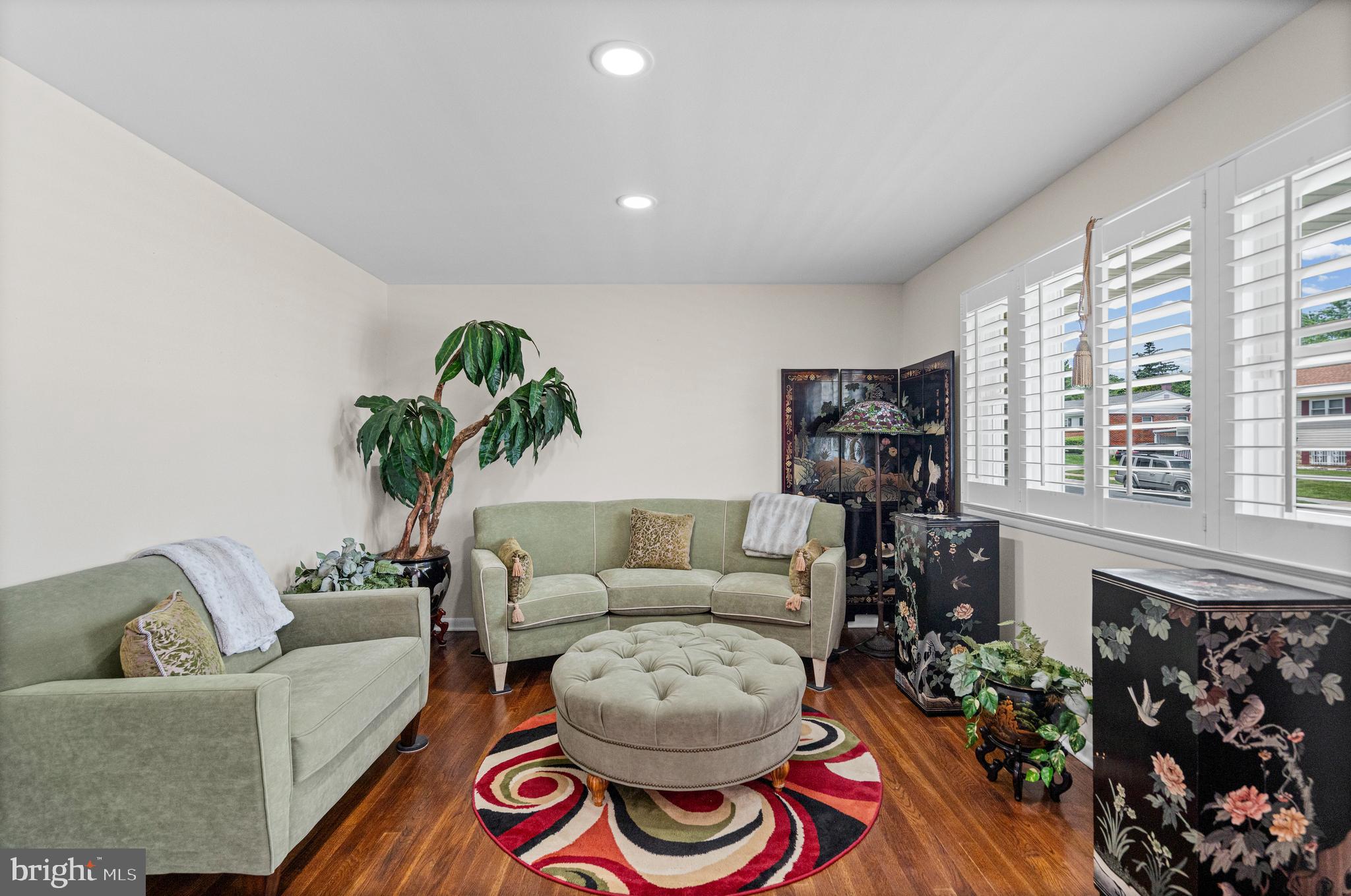RANDALLSTOWN - Residential