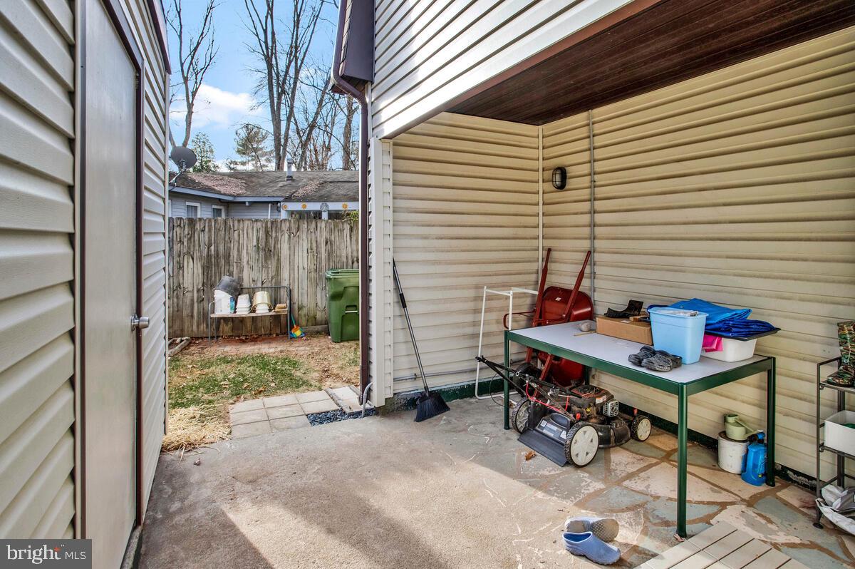 LAKE RIDGE - Residential