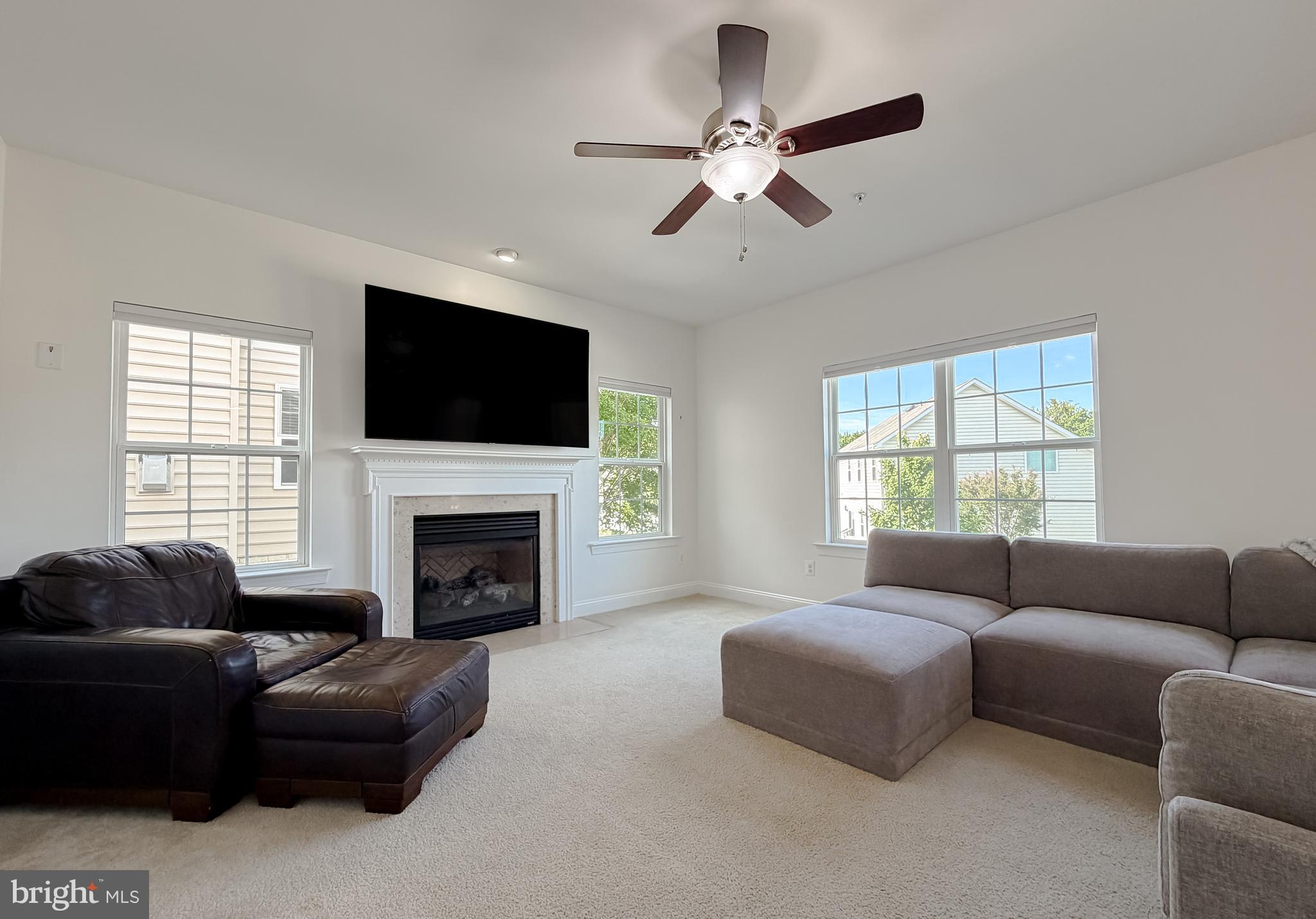 BROAD CREEK - Residential