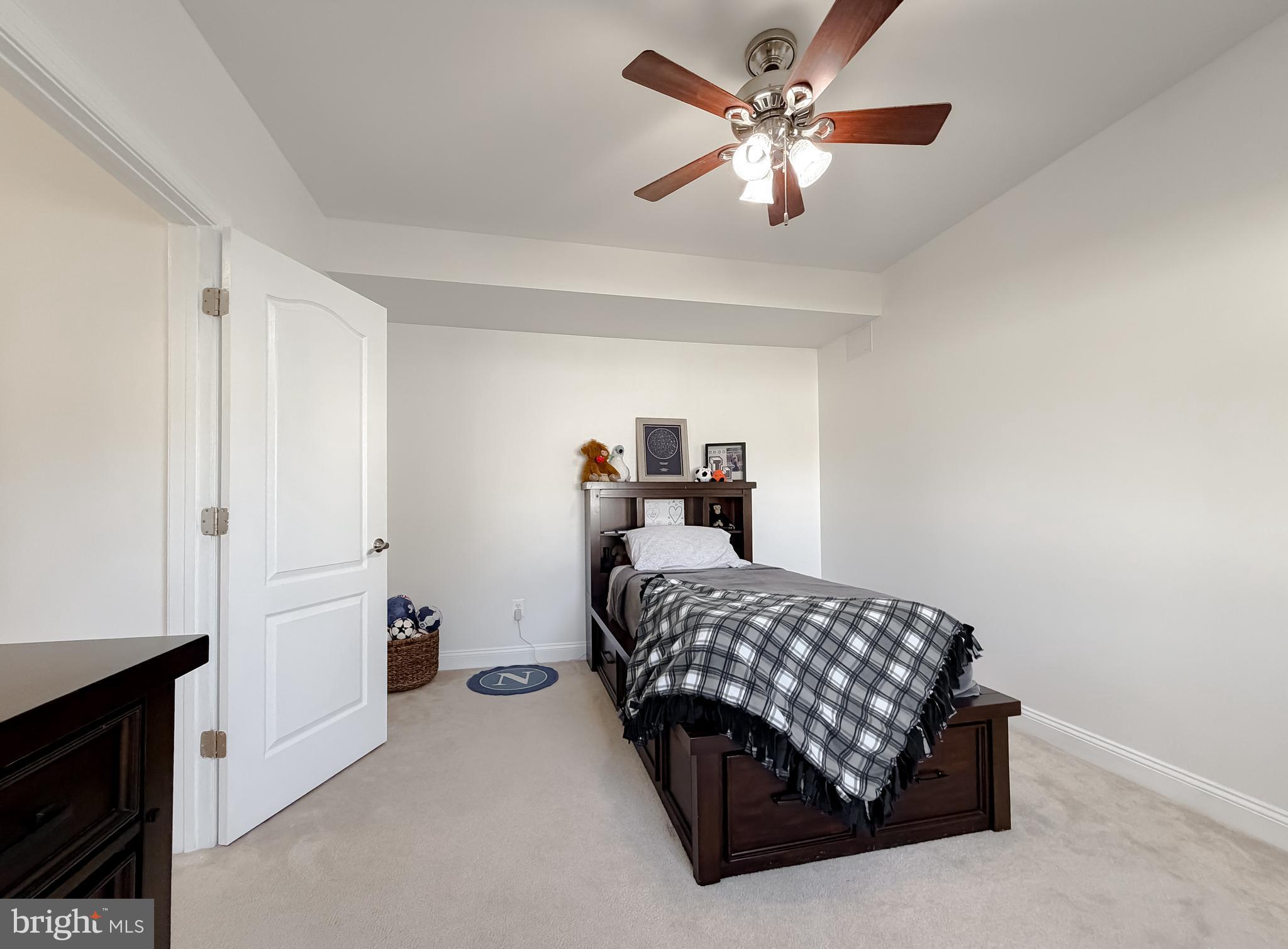 BROAD CREEK - Residential