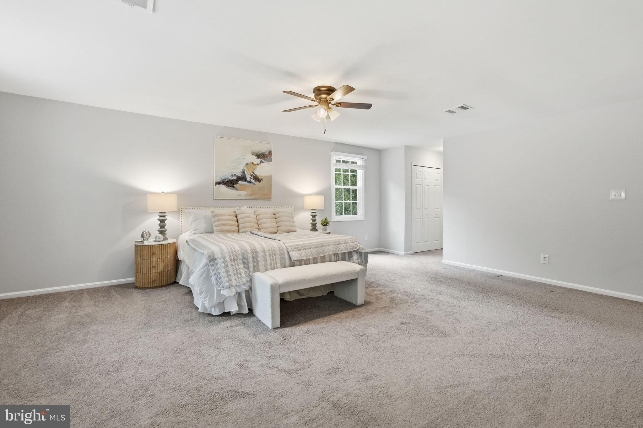 FOX MILL WOODS - Residential