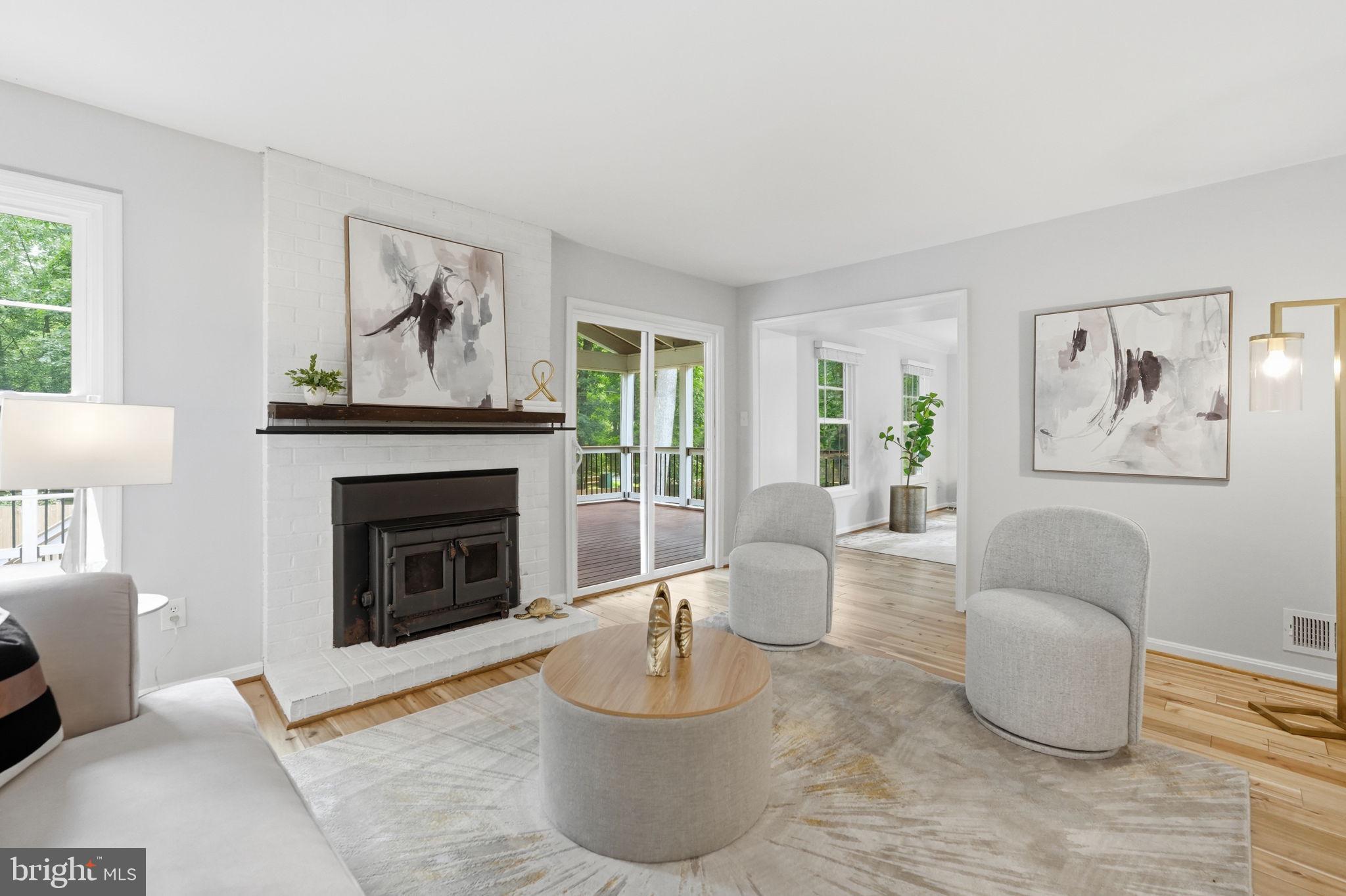 FOX MILL WOODS - Residential