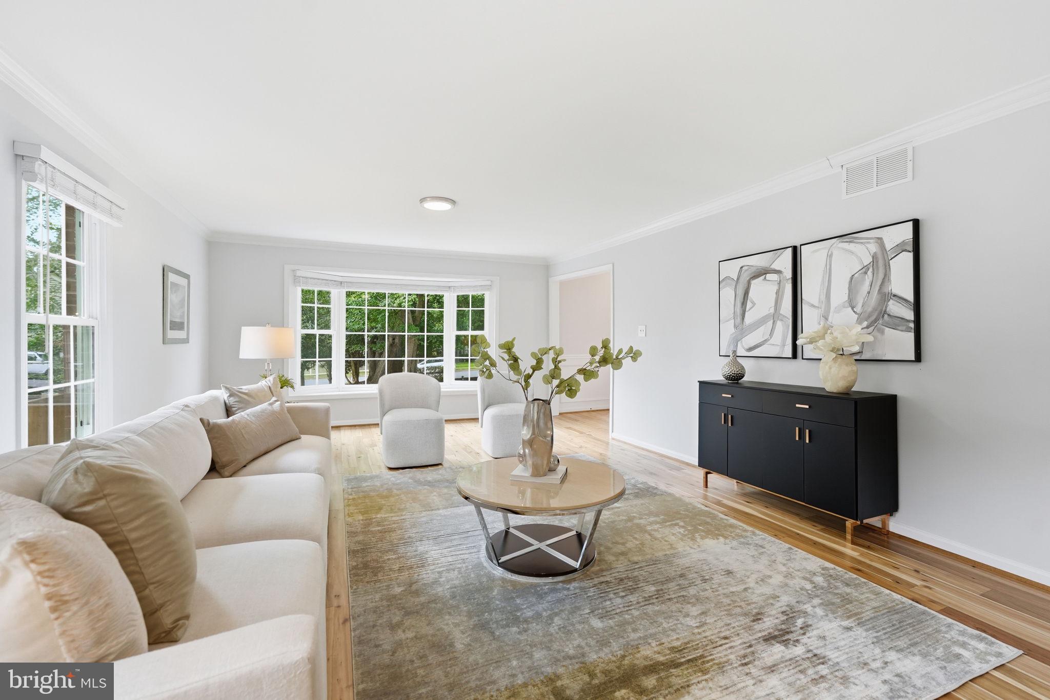FOX MILL WOODS - Residential
