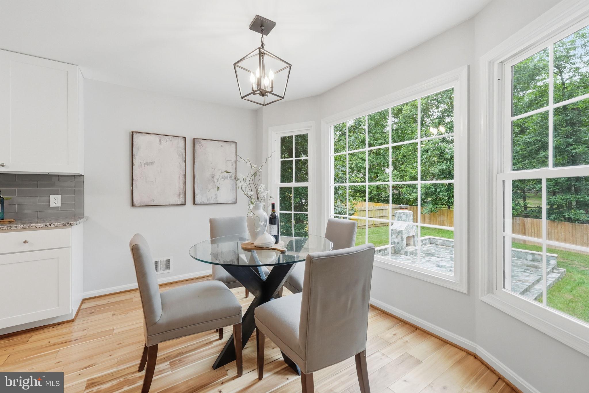 FOX MILL WOODS - Residential