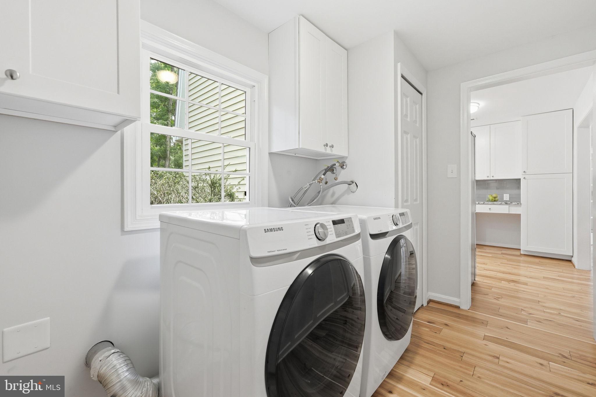 FOX MILL WOODS - Residential