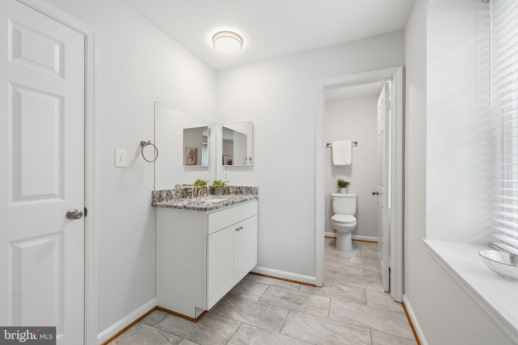 FOX MILL WOODS - Residential