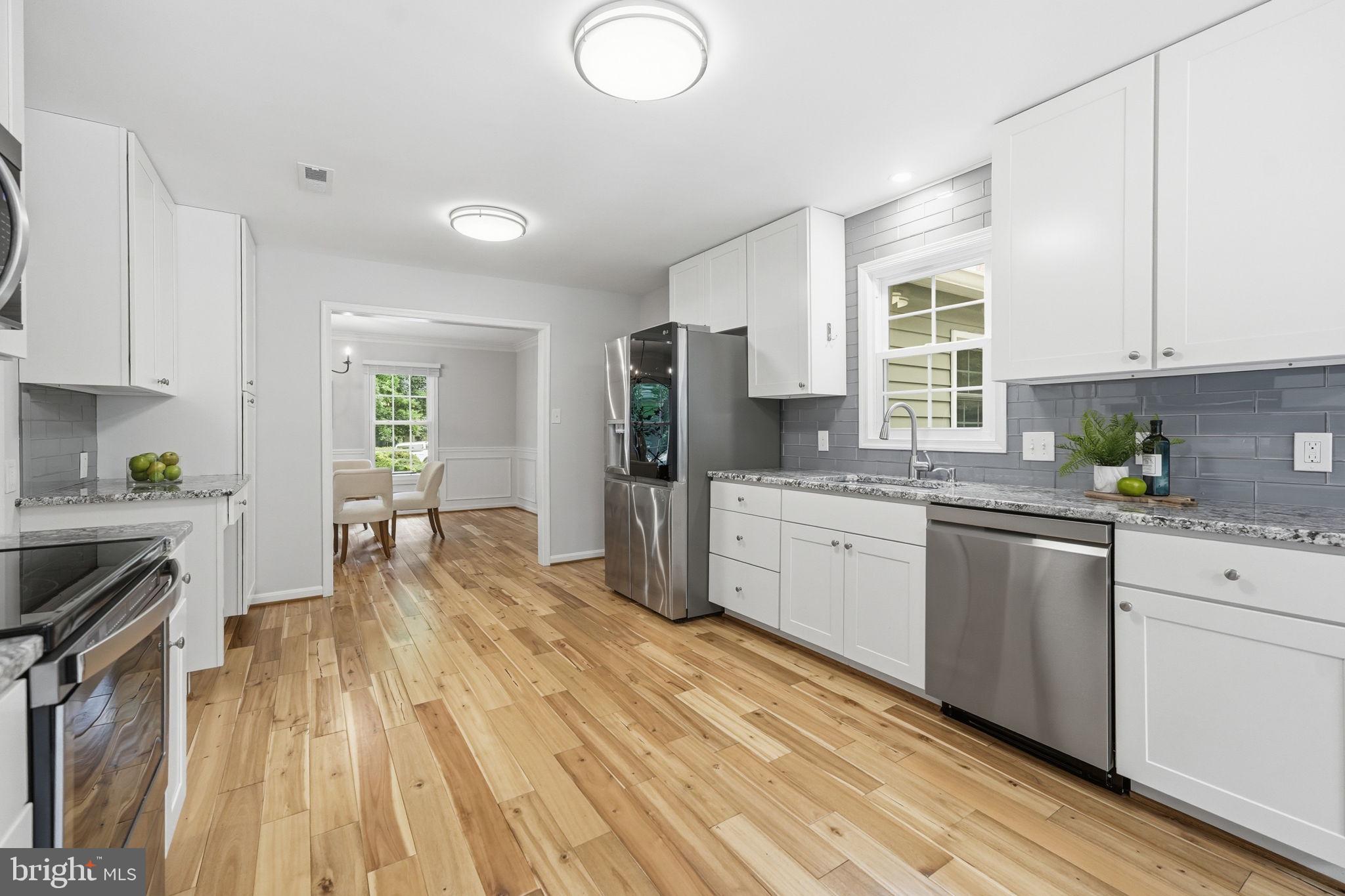 FOX MILL WOODS - Residential