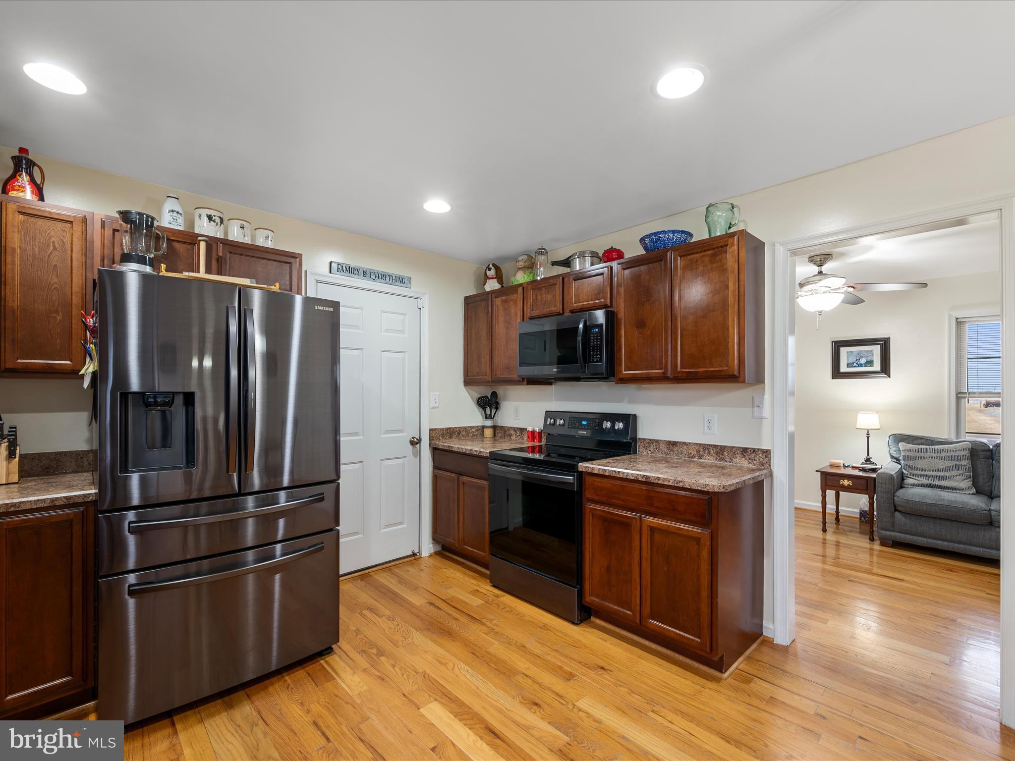 HITES VIEW ESTATES - Residential