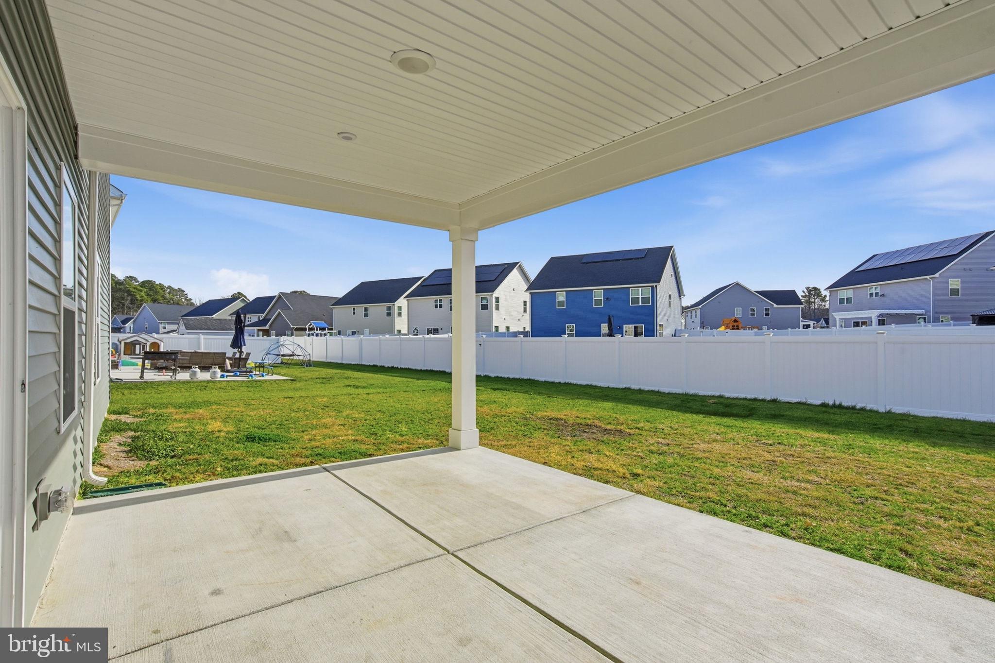 PERRY'S RETREAT - Residential Lease