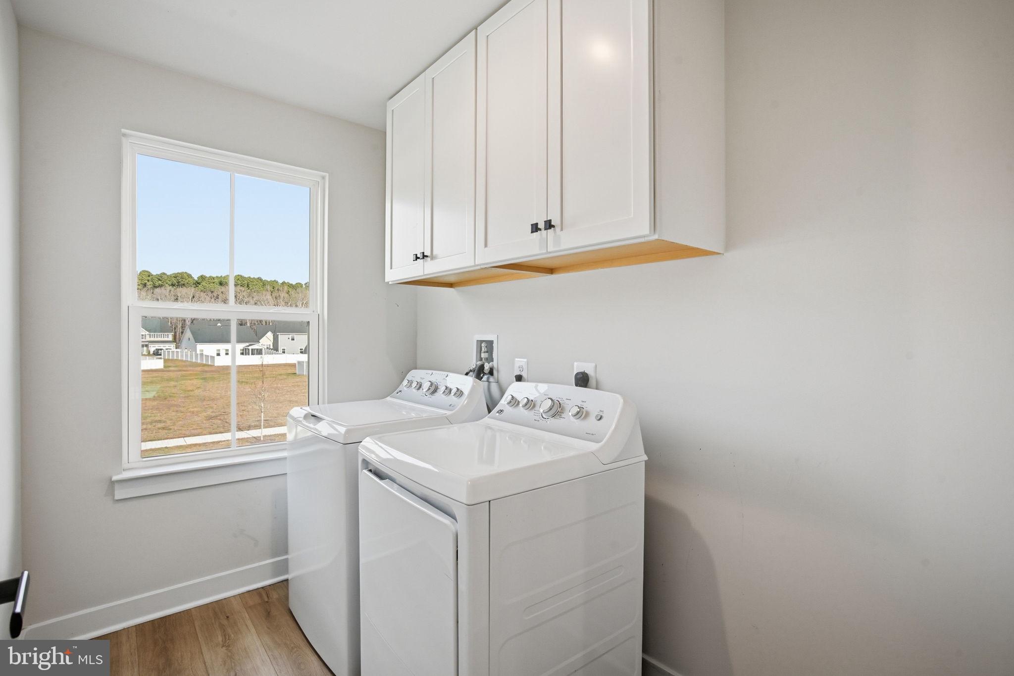 PERRY'S RETREAT - Residential Lease