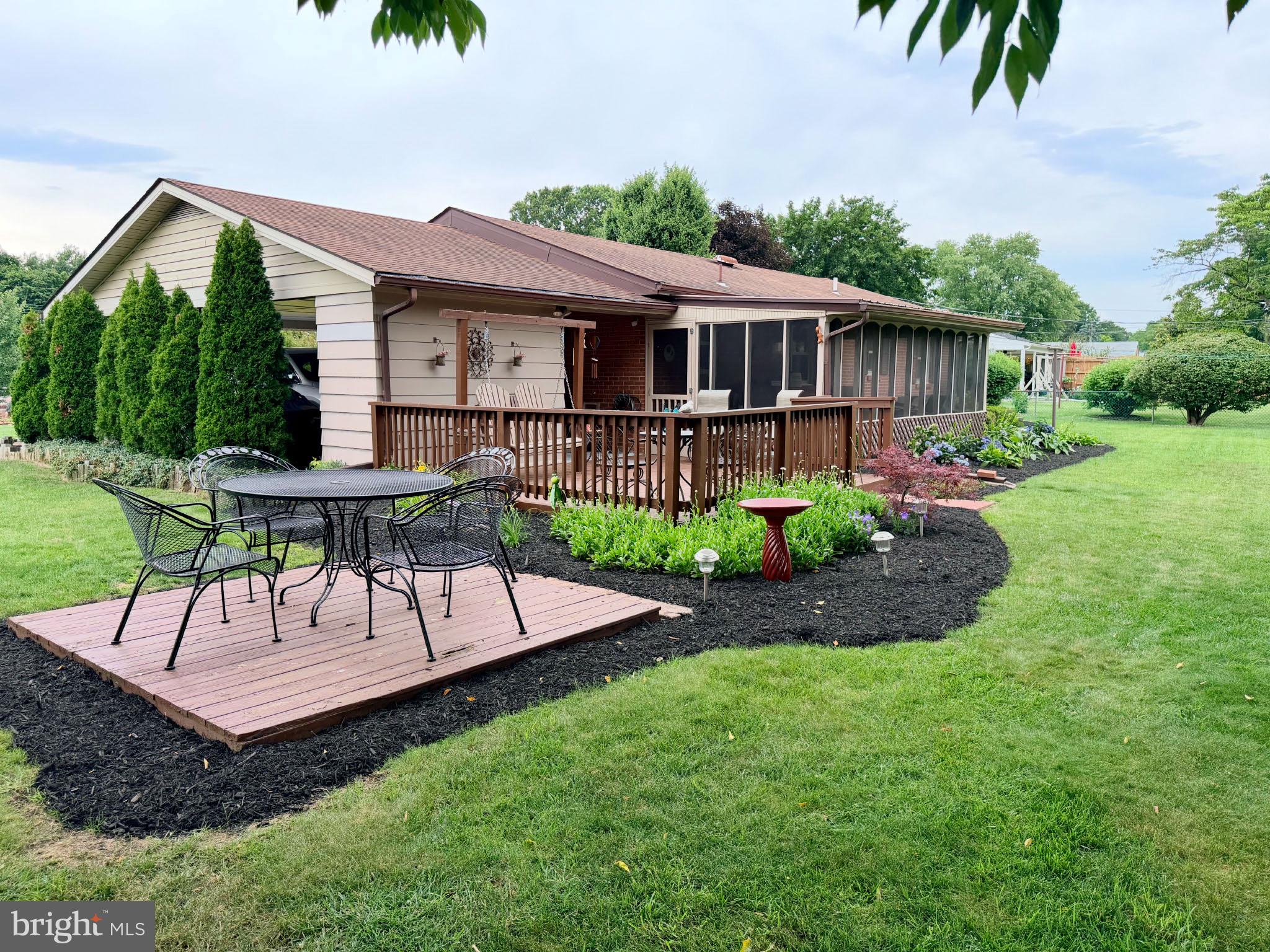 GREENVALE VILLAGE - Residential