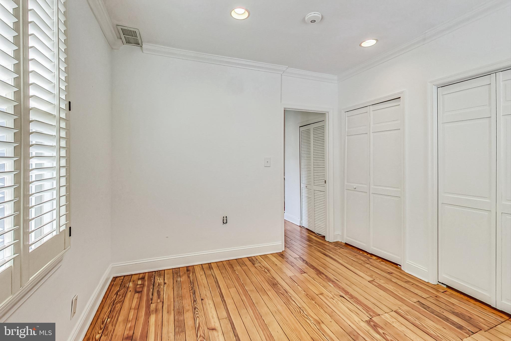 CAPITOL HILL - Residential