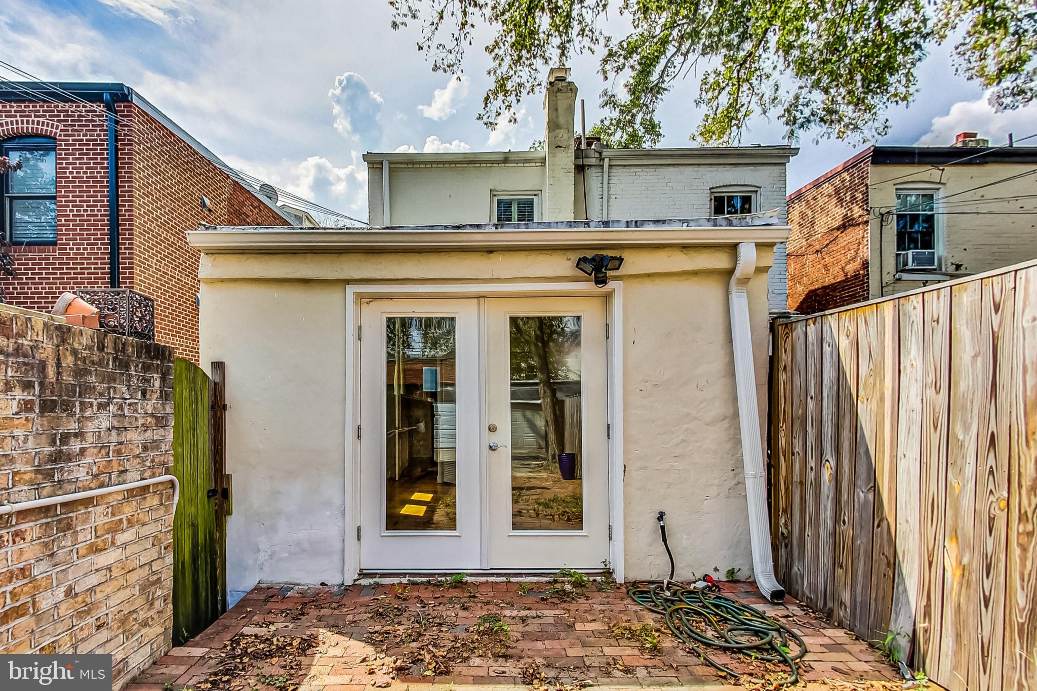 CAPITOL HILL - Residential
