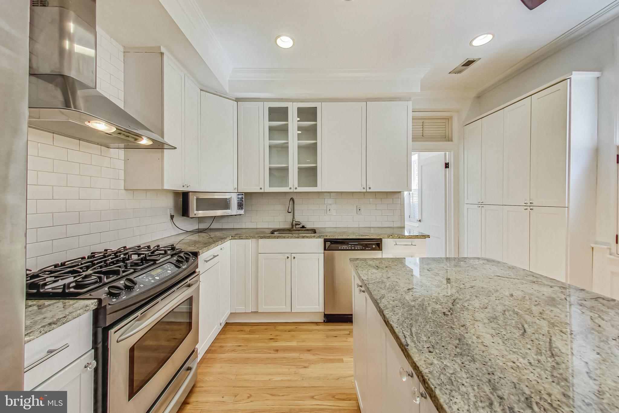 CAPITOL HILL - Residential