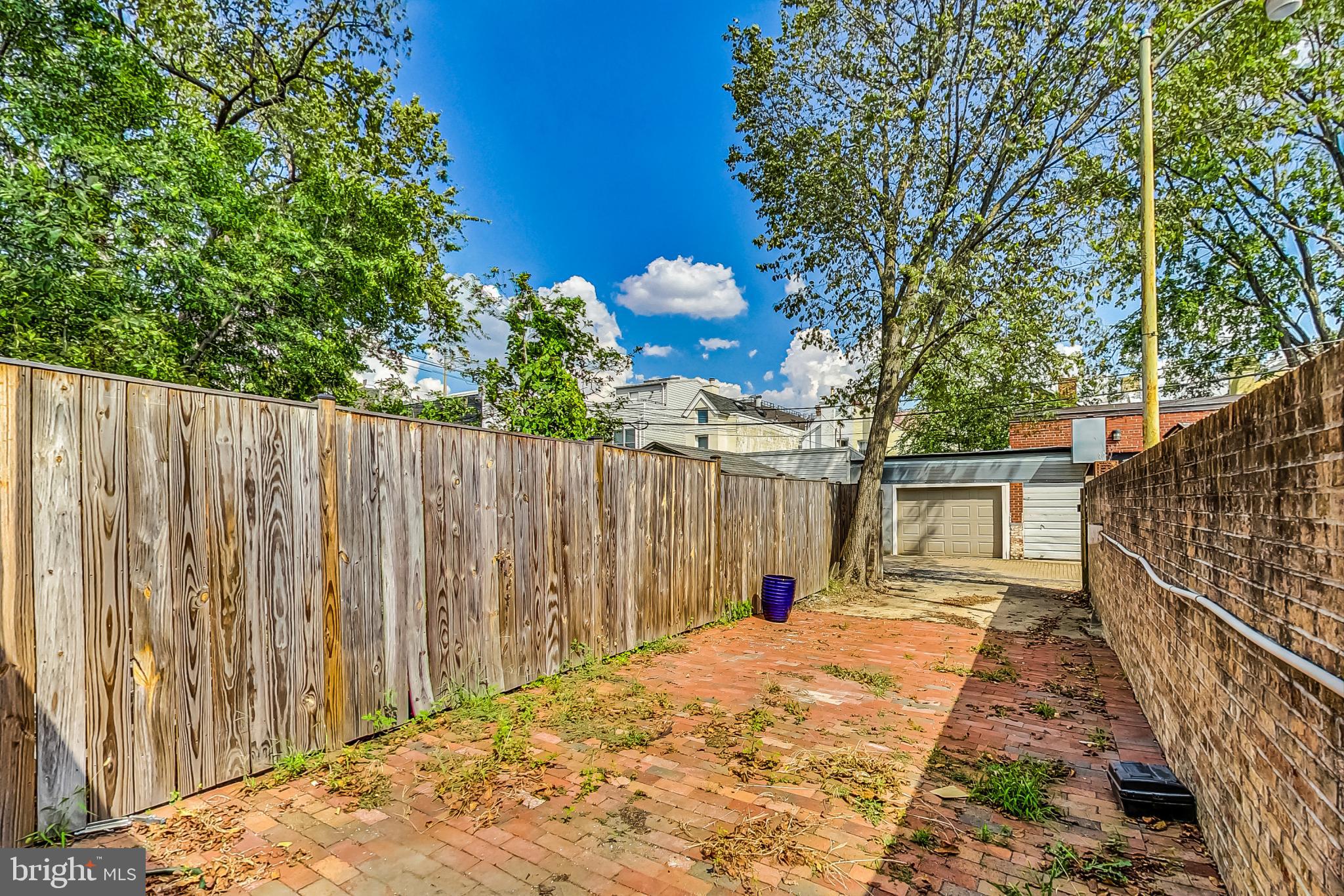 CAPITOL HILL - Residential