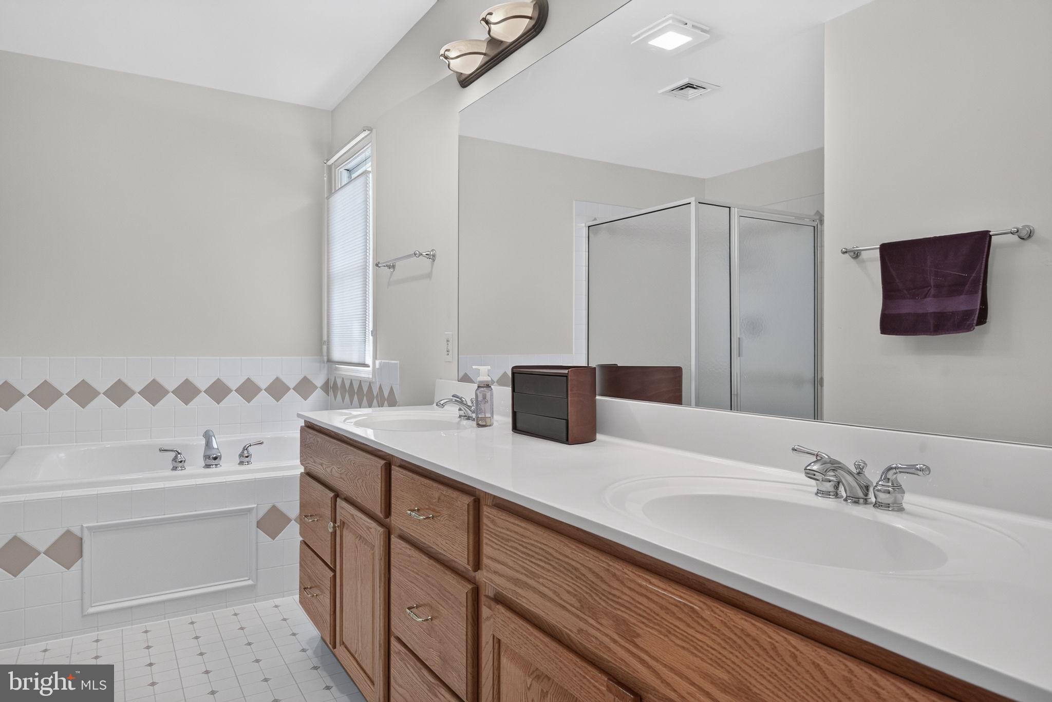 FAIRWINDS - Residential