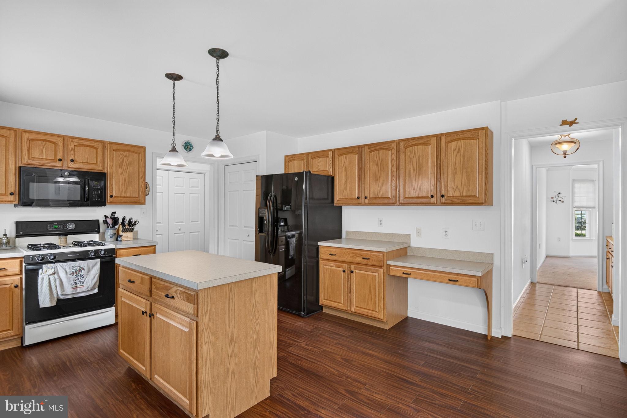 FAIRWINDS - Residential