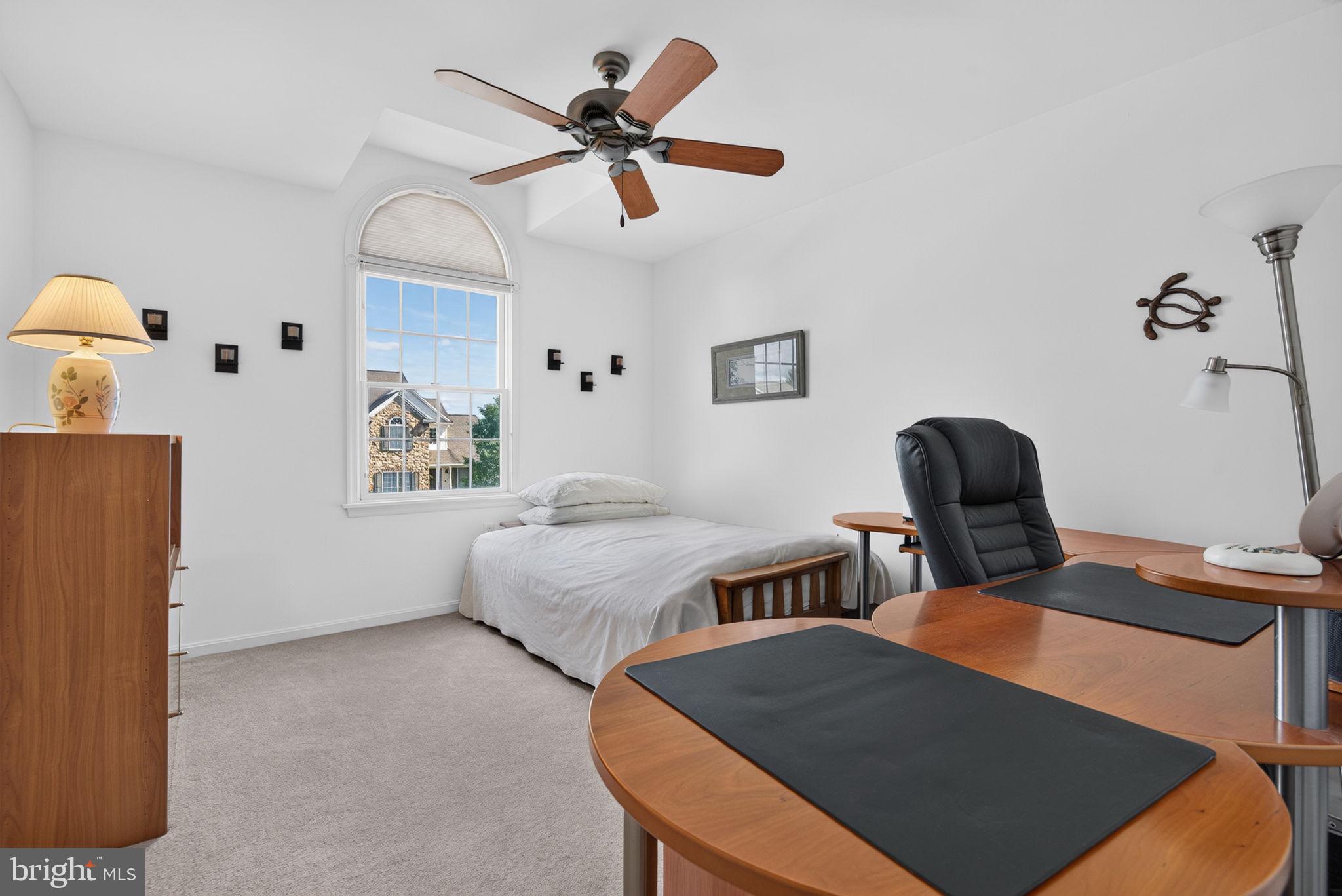 FAIRWINDS - Residential
