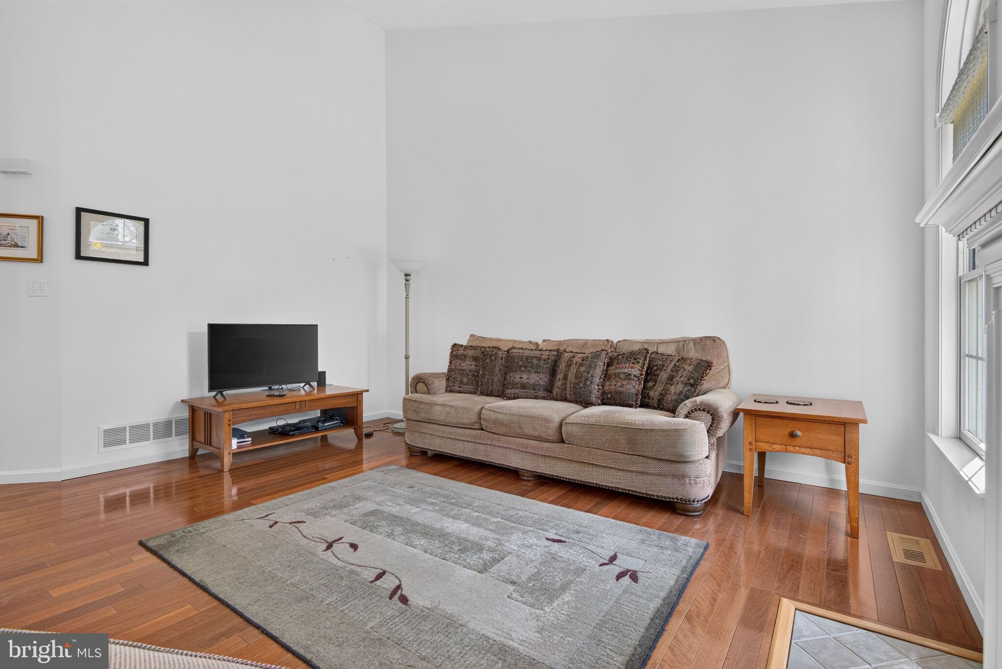 FAIRWINDS - Residential