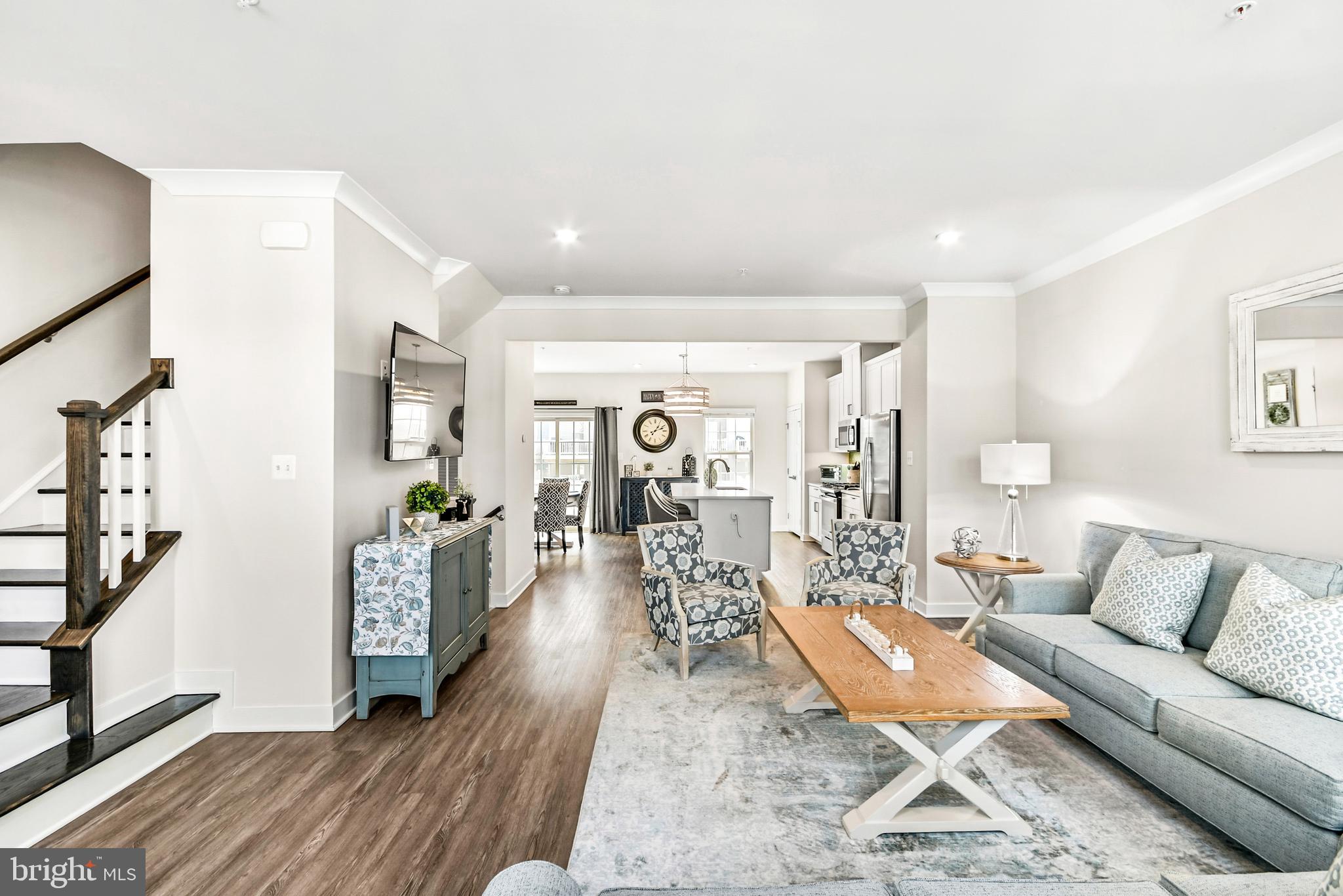 LAKE LINGANORE - Residential