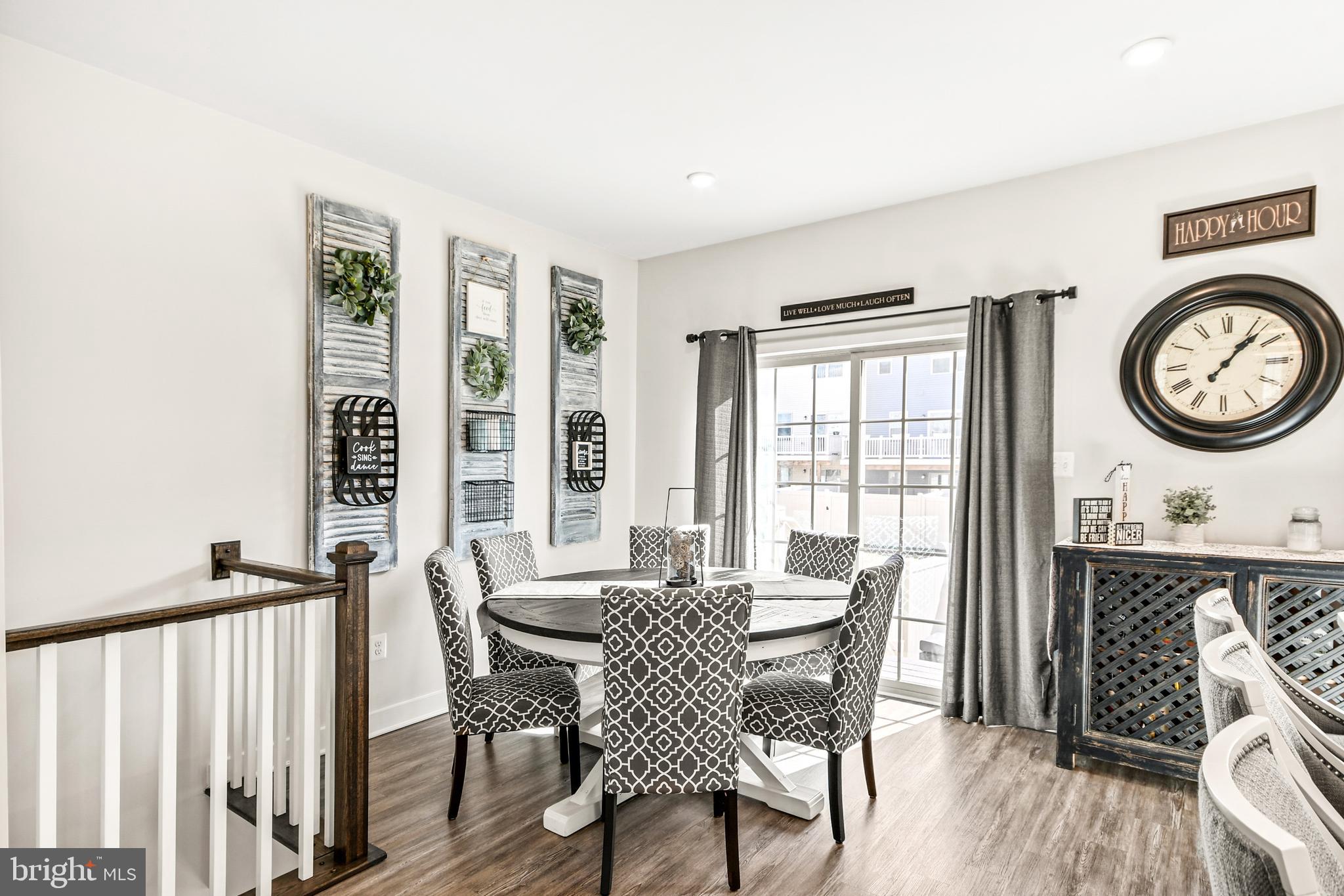 LAKE LINGANORE - Residential