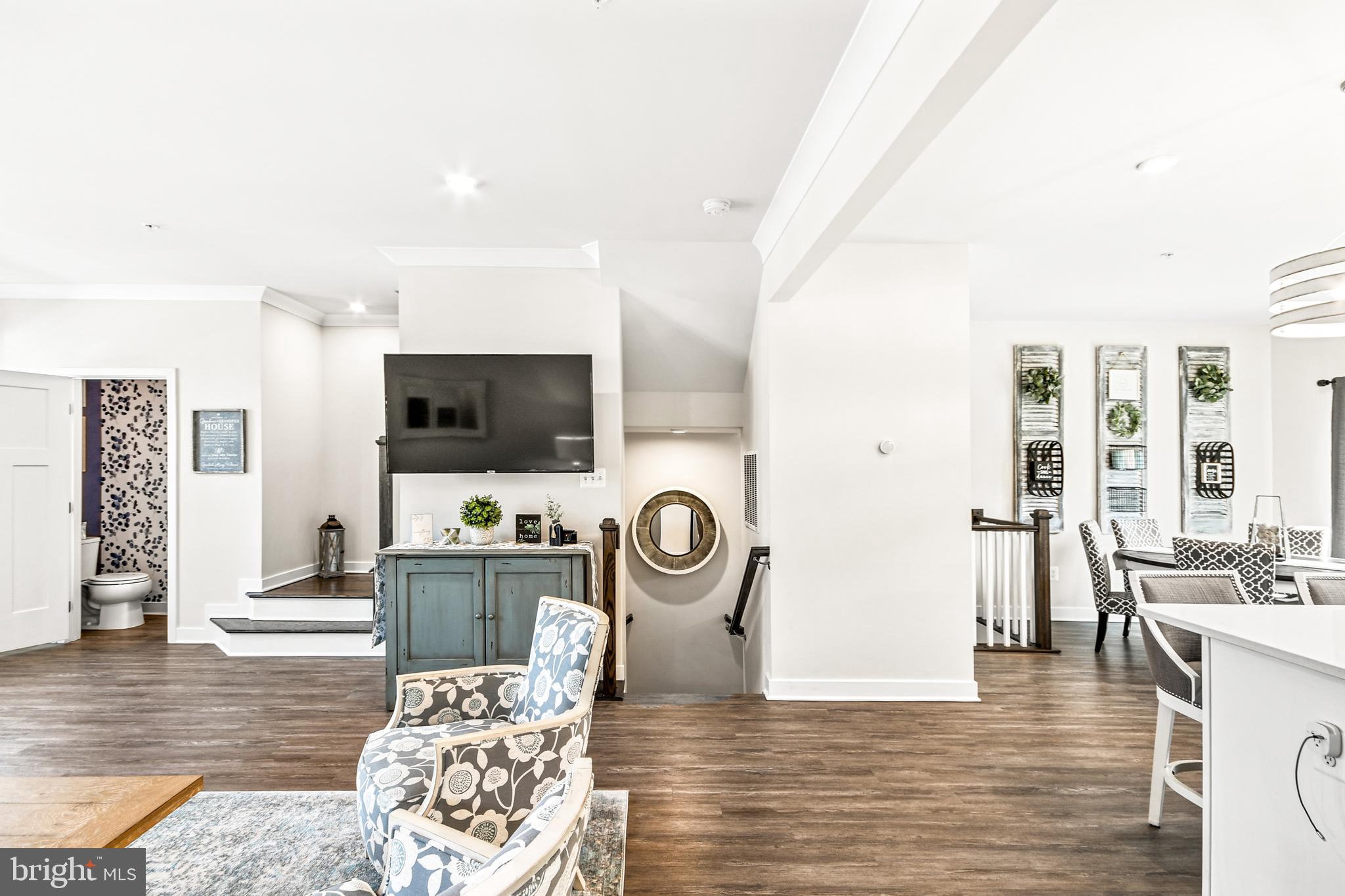 LAKE LINGANORE - Residential