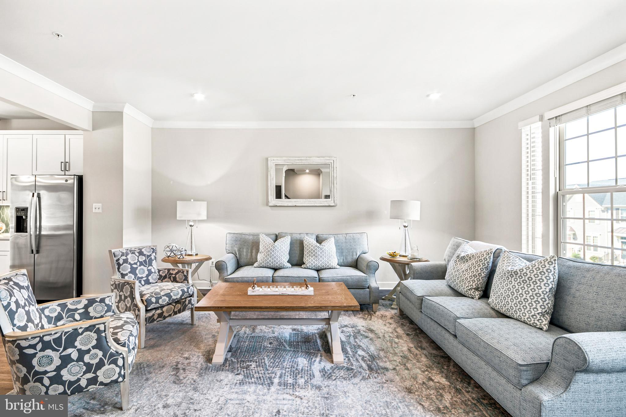 LAKE LINGANORE - Residential
