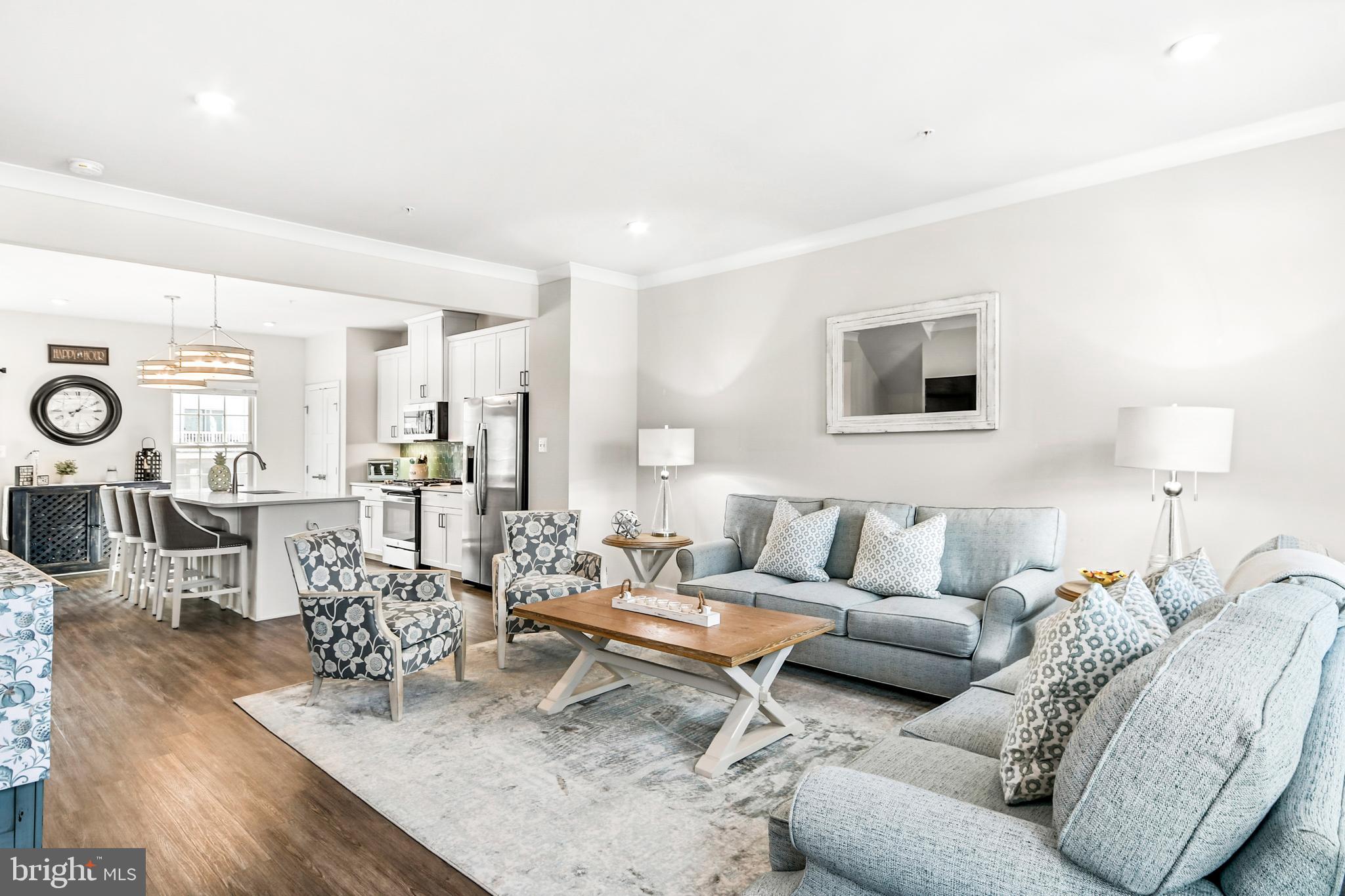 LAKE LINGANORE - Residential