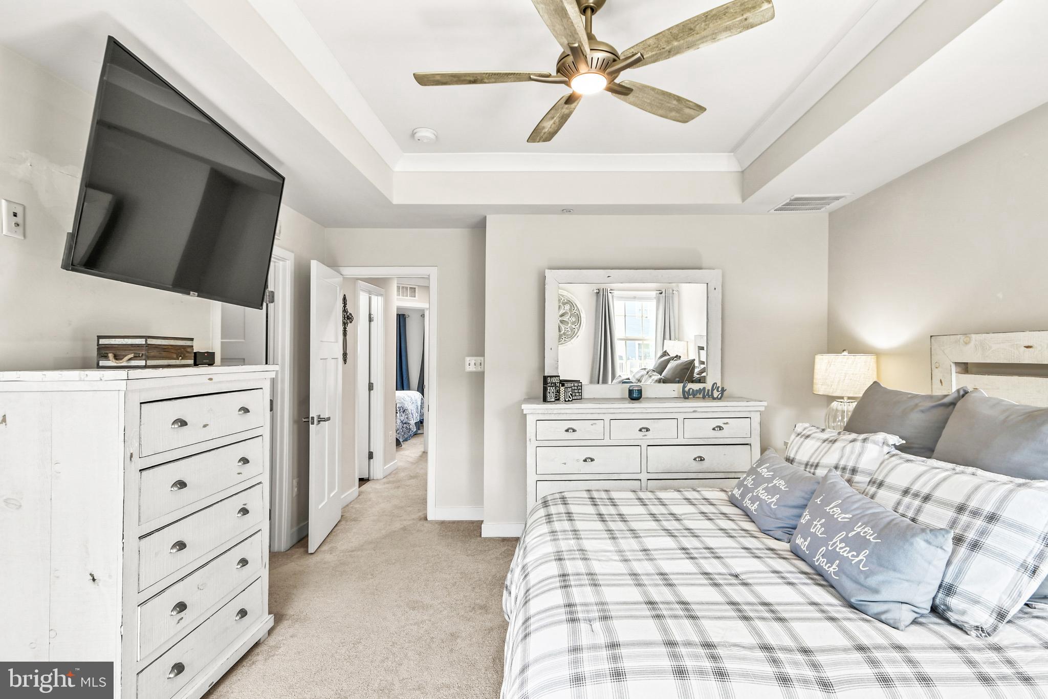 LAKE LINGANORE - Residential