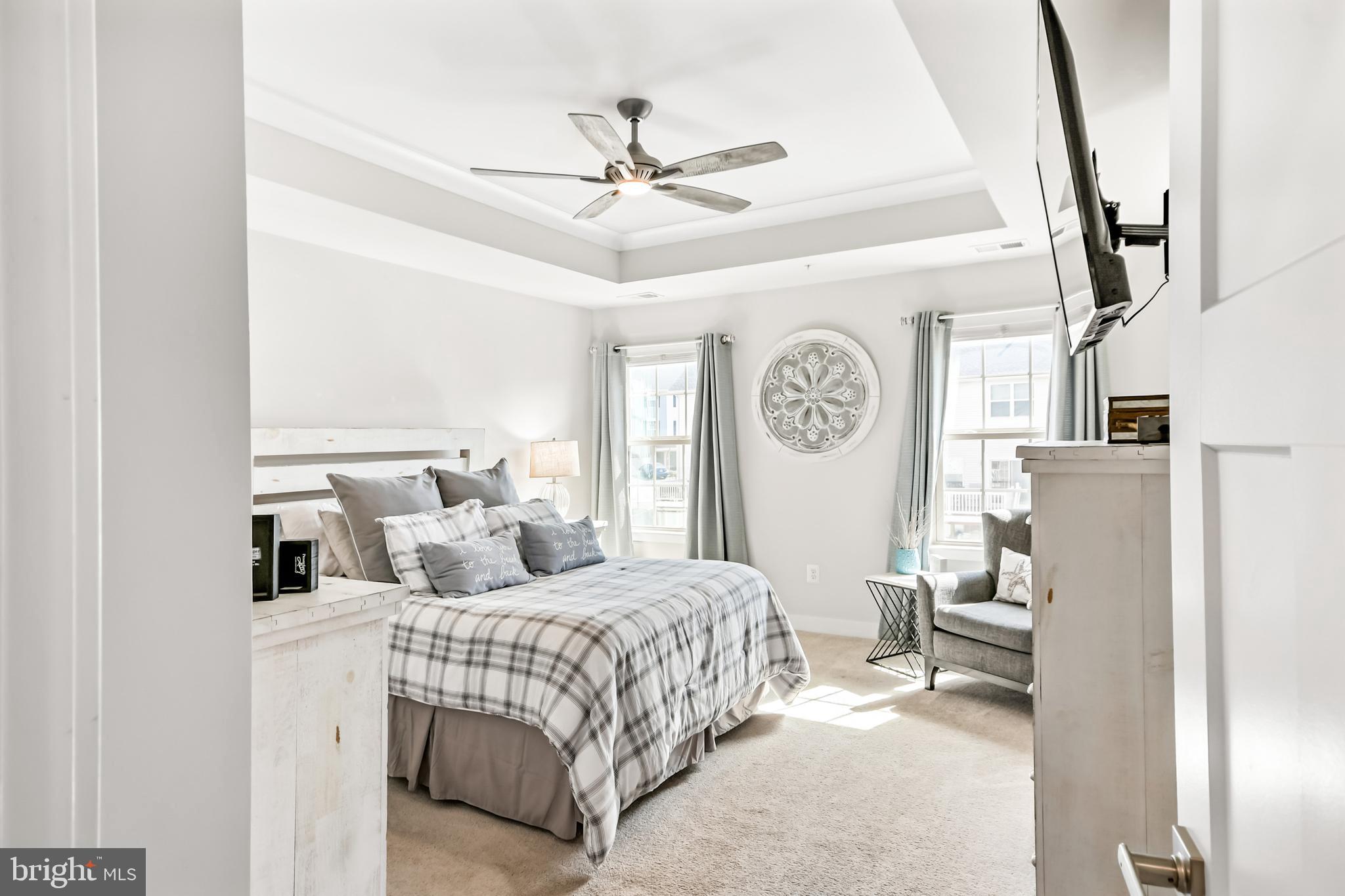 LAKE LINGANORE - Residential