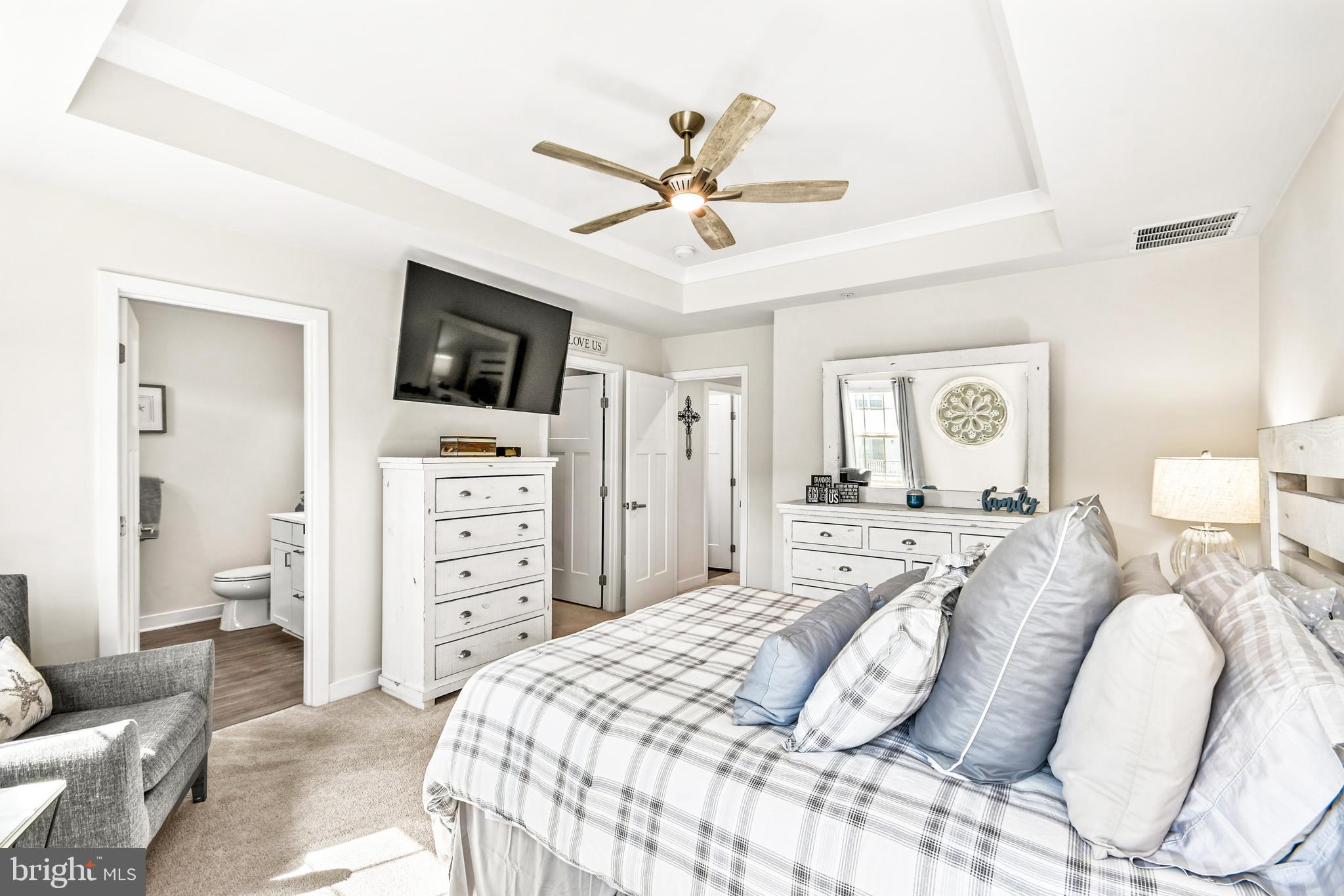 LAKE LINGANORE - Residential