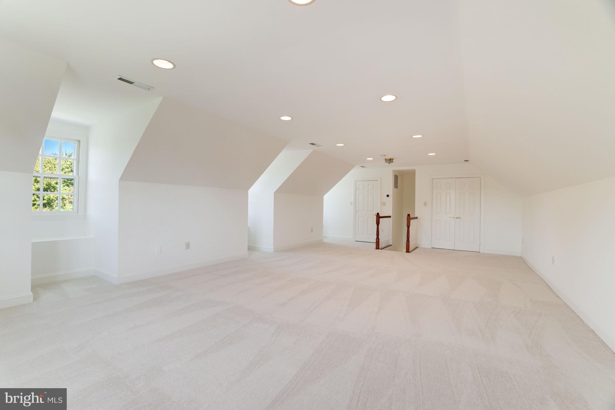 HICKORY VALE FARM - Residential