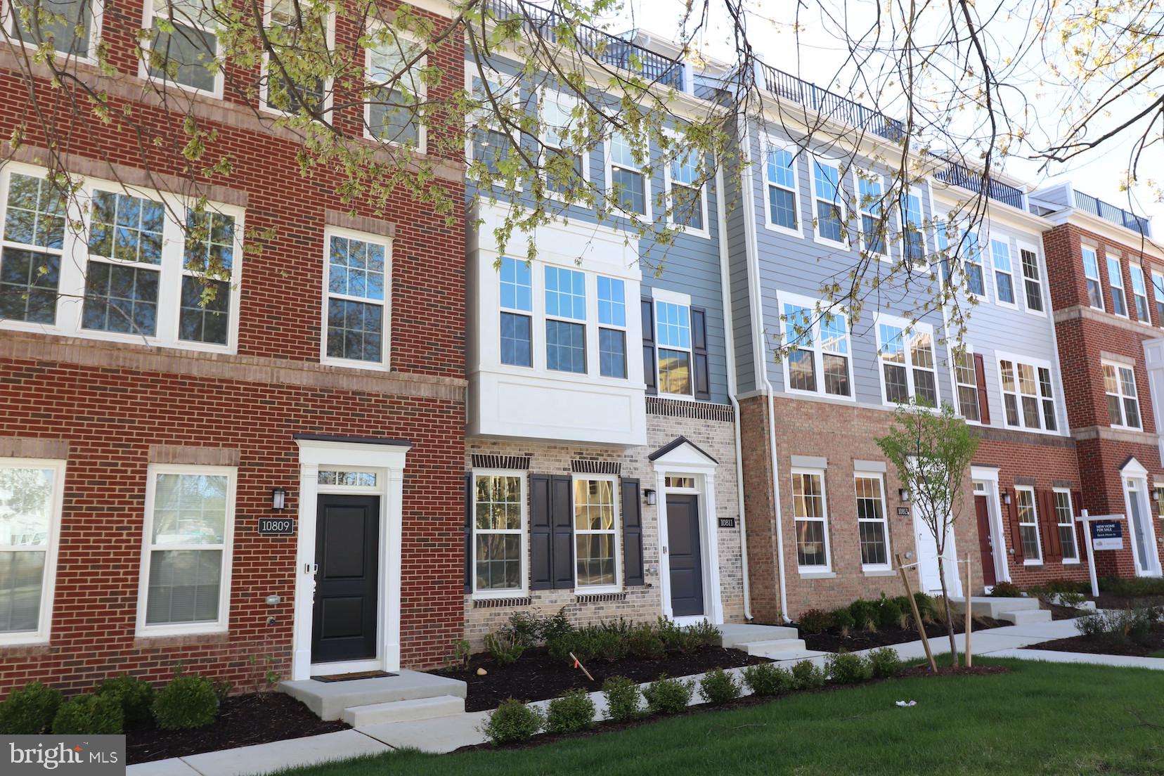 OVERLOOK AT FAIRFAX BOULEVARD - Residential Lease