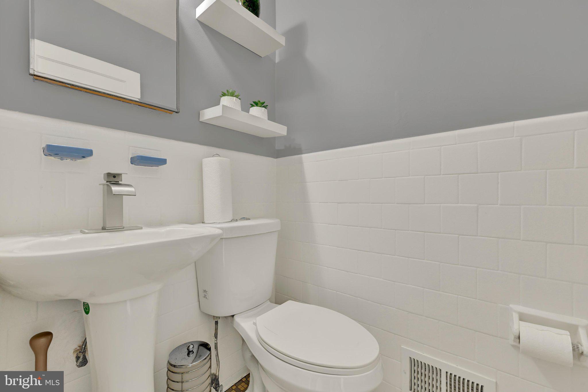 GWYNN OAK - Residential