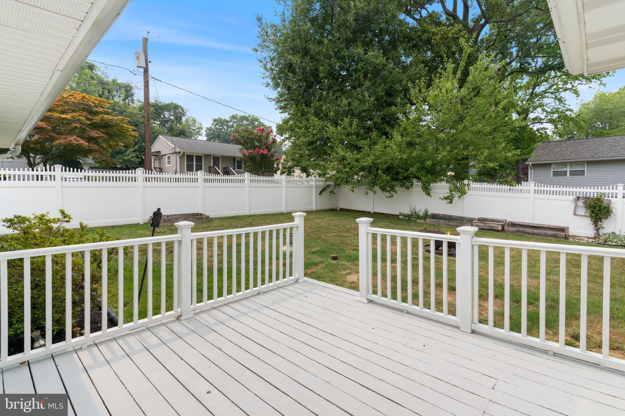 SELBY ON THE BAY - Residential