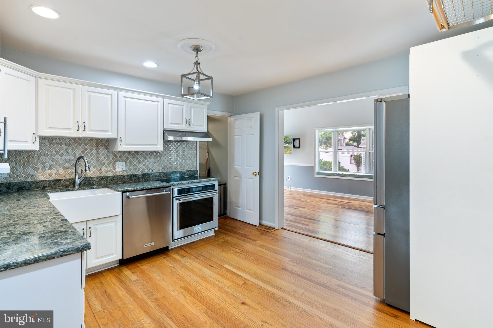 SELBY ON THE BAY - Residential