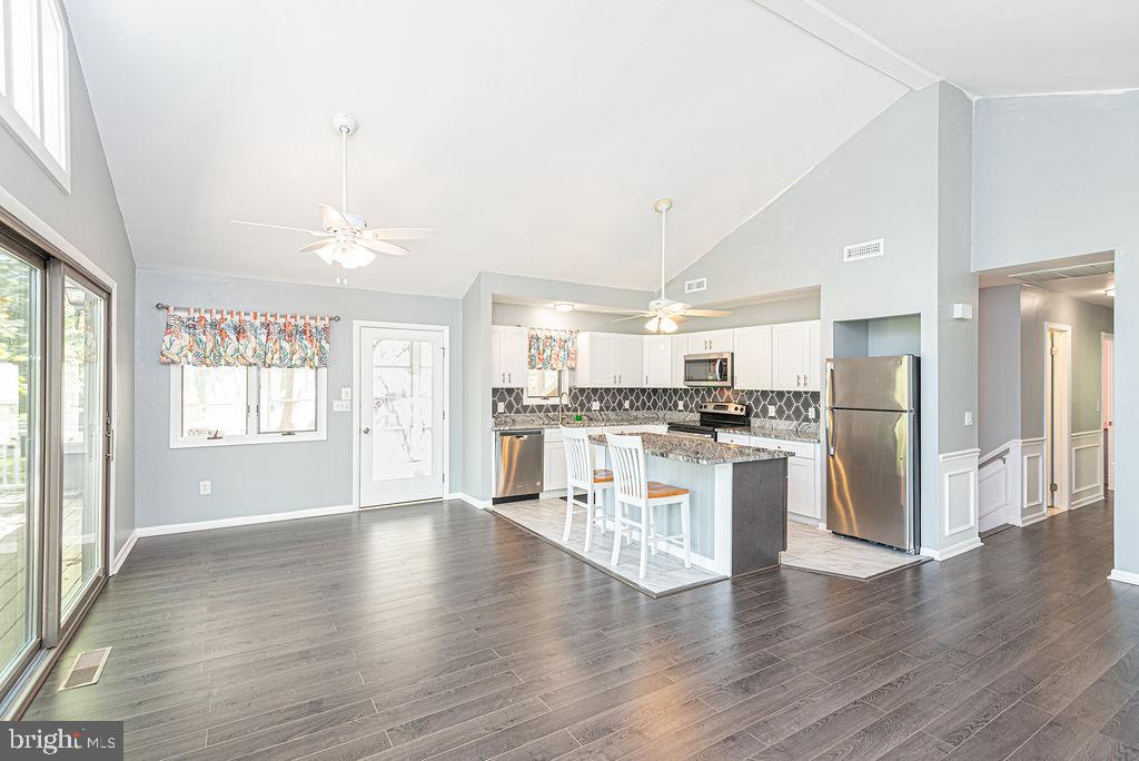OCEAN PINES - BAY COLONY - Residential