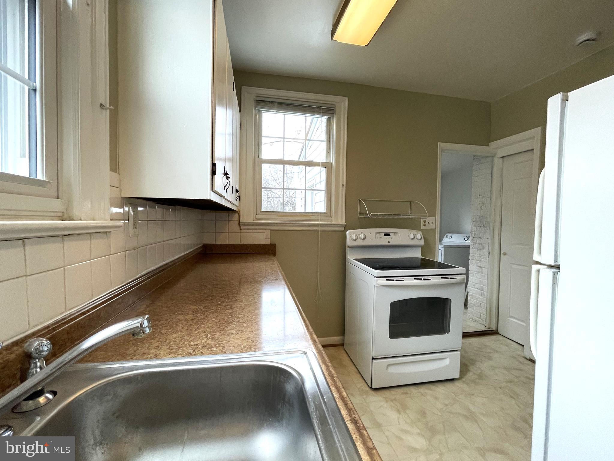 FOXCROFT HEIGHTS - Residential Lease