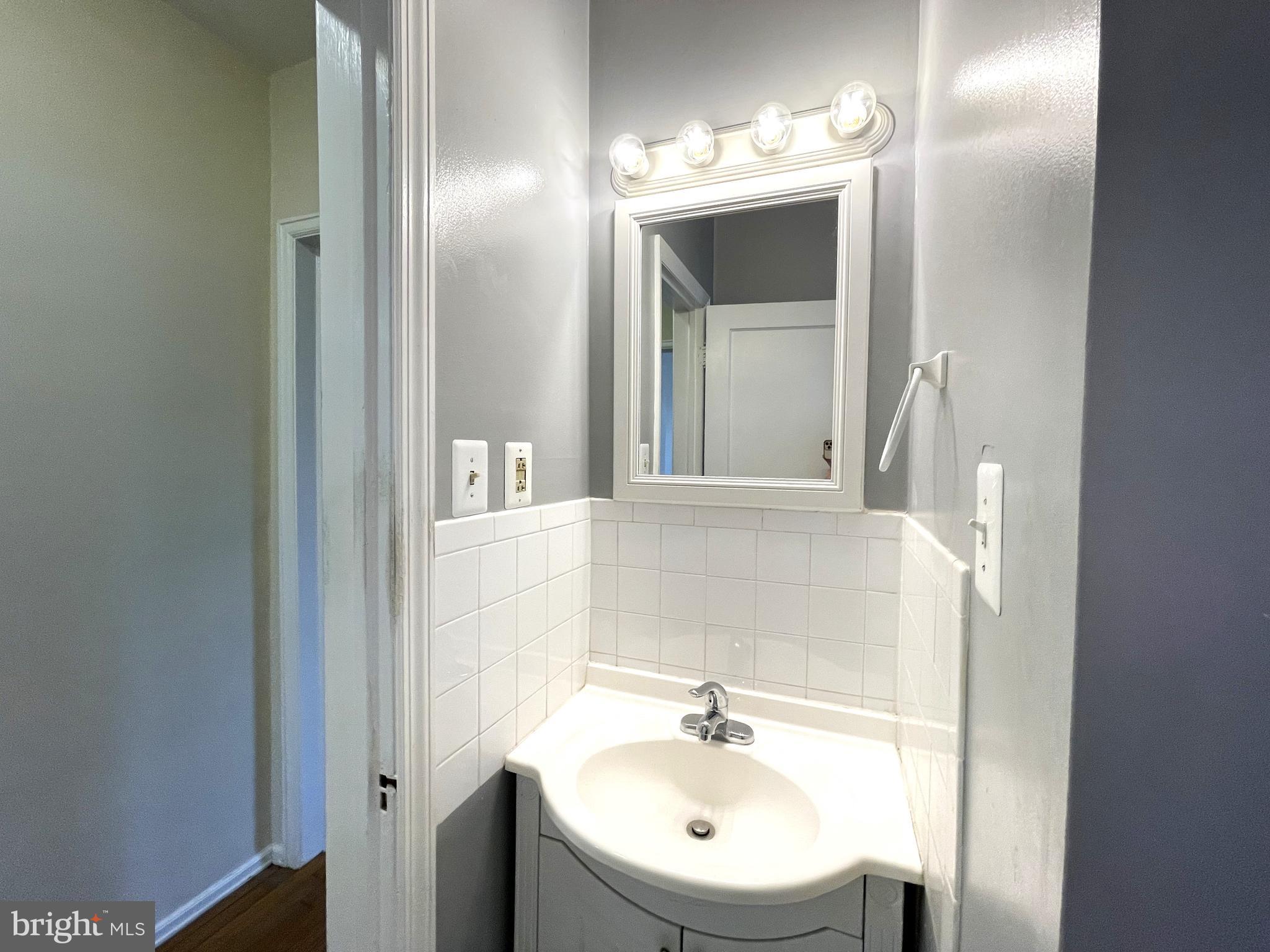 FOXCROFT HEIGHTS - Residential Lease