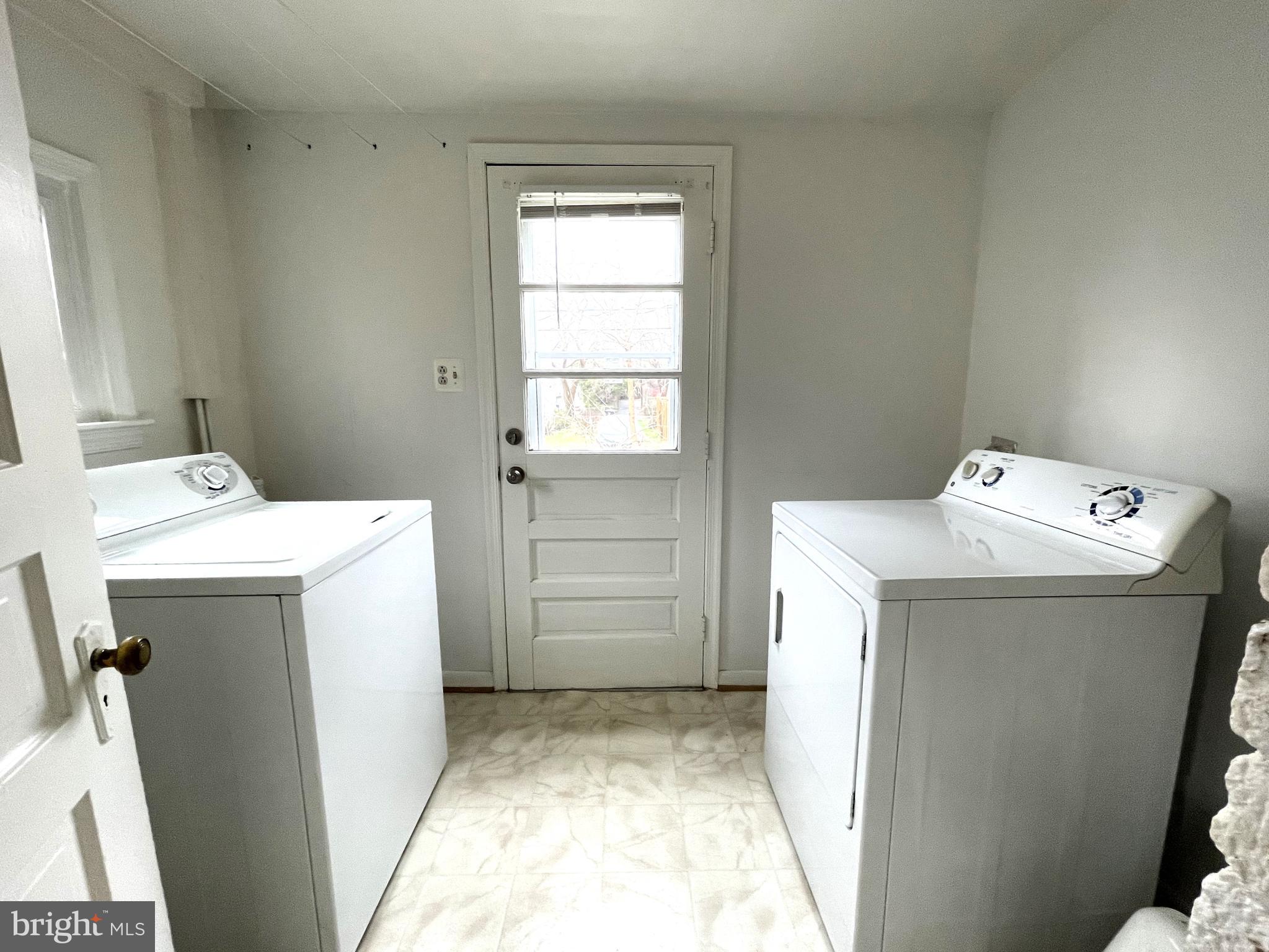 FOXCROFT HEIGHTS - Residential Lease