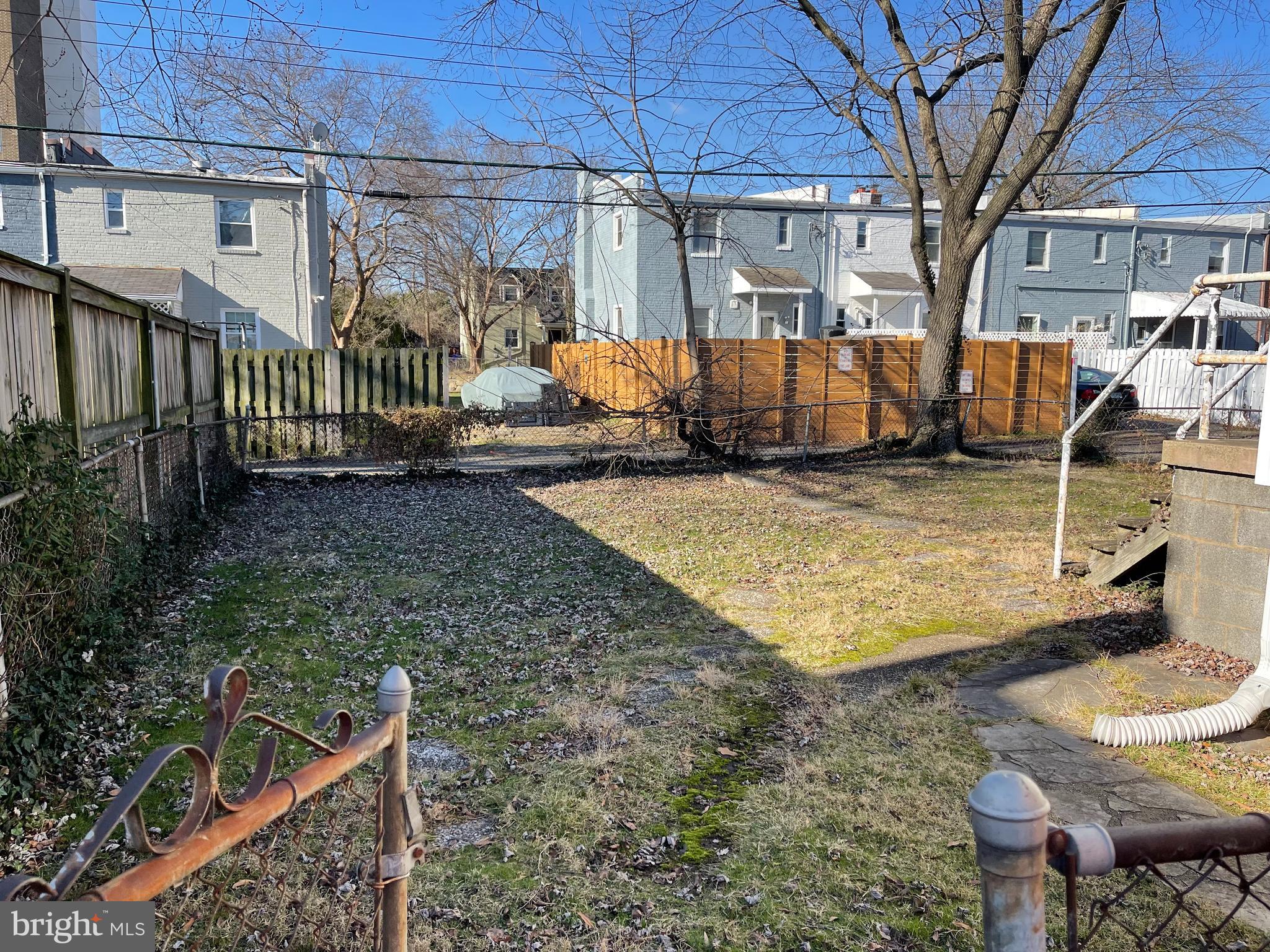 FOXCROFT HEIGHTS - Residential Lease