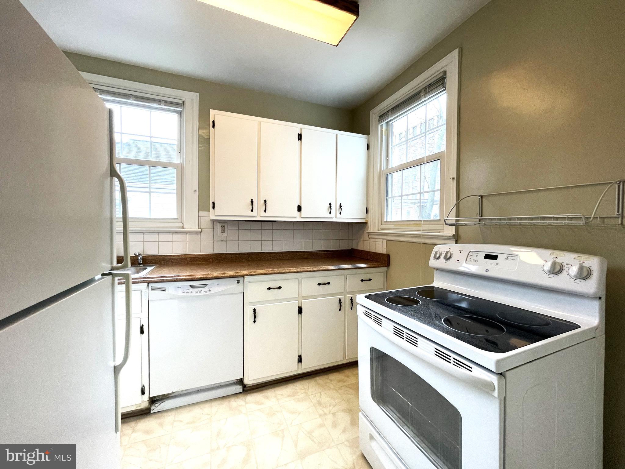FOXCROFT HEIGHTS - Residential Lease