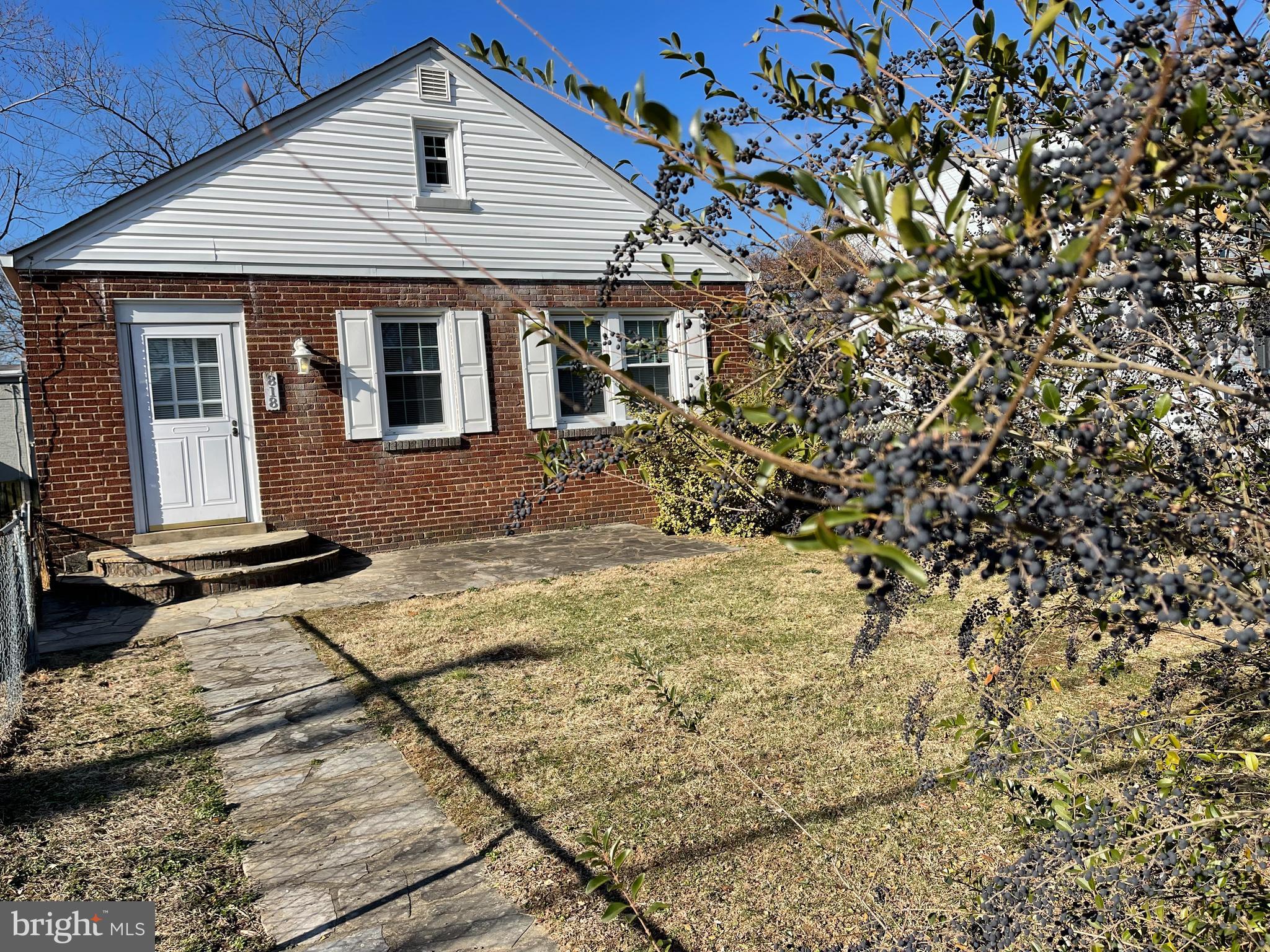 Easy One-Level Living is Yours in this Cozy 2 Bedroom/1 Bath Brick Cottage!   Separate Laundry Room off Kitchen.  Front Patio, Driveway and Fenced Yard., too!   Walk-up Attic Storage. is a Bonus.   All this in a Super-Convenient Location near Columbia Pike, Henderson Hall, Fort Myer, Pentagon, Pentagon City, National Landing, Downtown DC, Reagan National Airport, City of Alexandria.  One small dog, not to exceed 40# (adult weight with breed restrictions) may be permitted with $500 pet deposit.  Tenant pays ALL utilities (gas, electric, water/sewer/trash, cable/internet), Tenant performs lawn and shrub care, watering, mowing, leaf removal, etc.