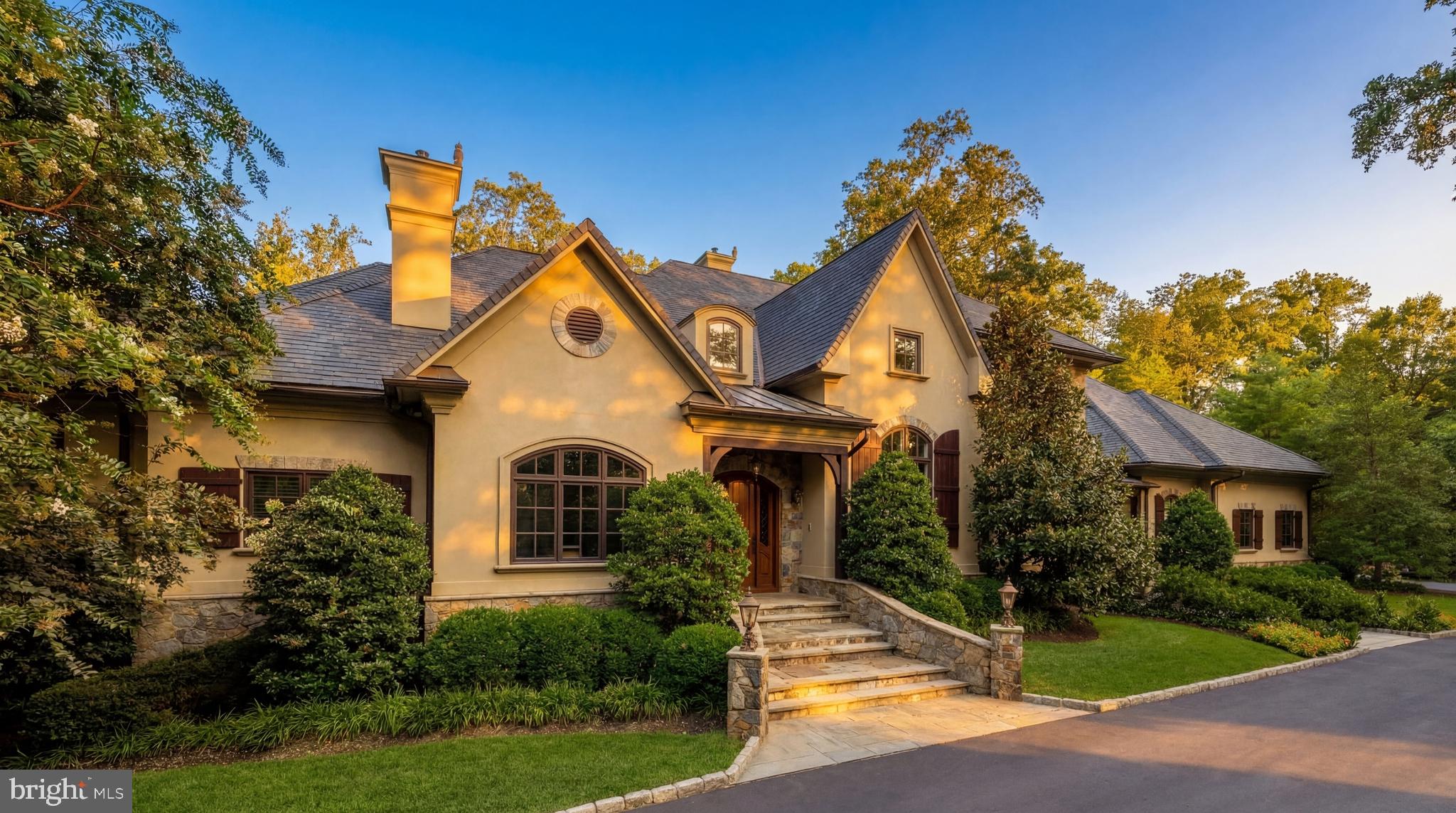 POTOMAC OUTSIDE - Residential