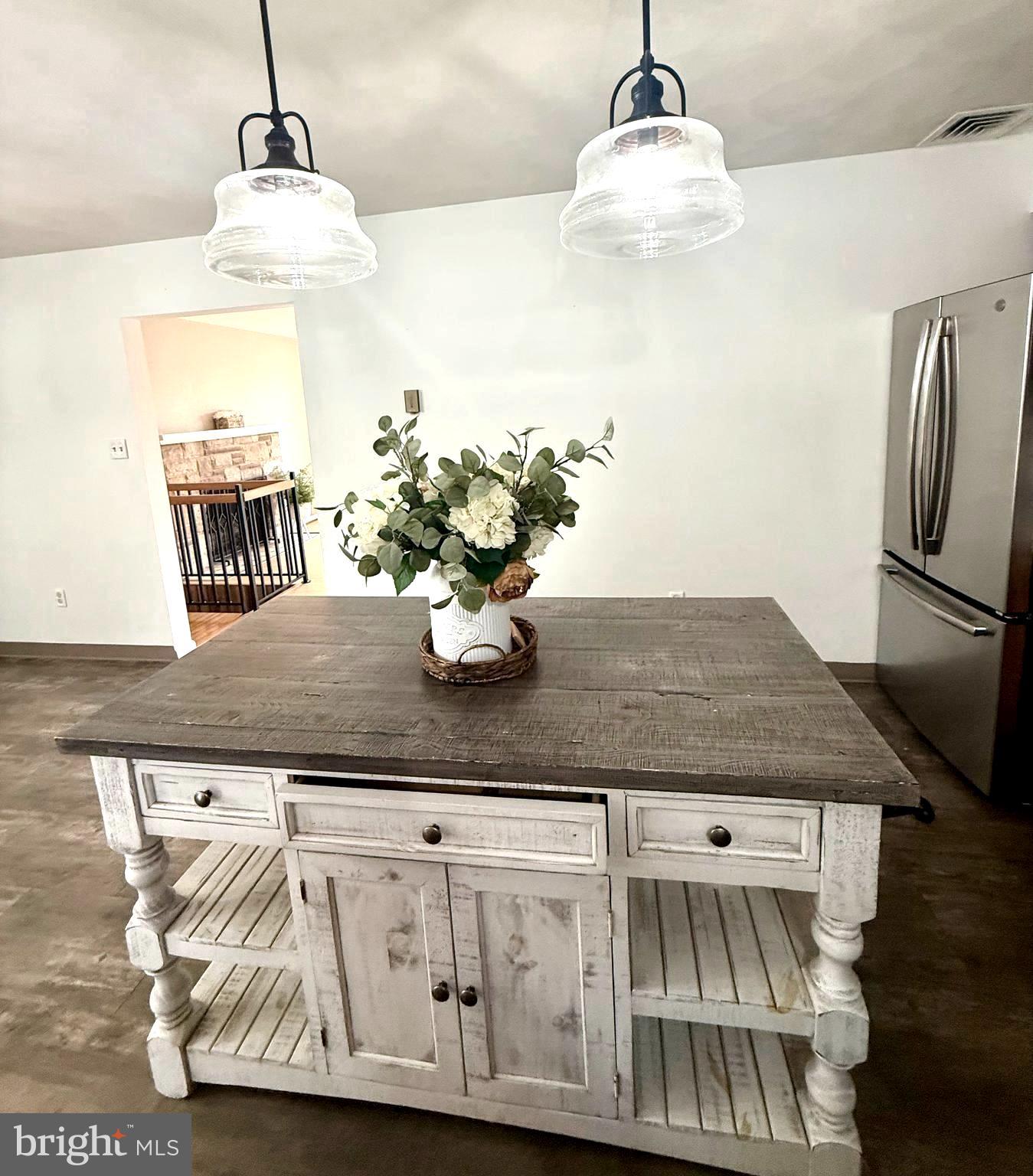 LAKE MEADE - Residential