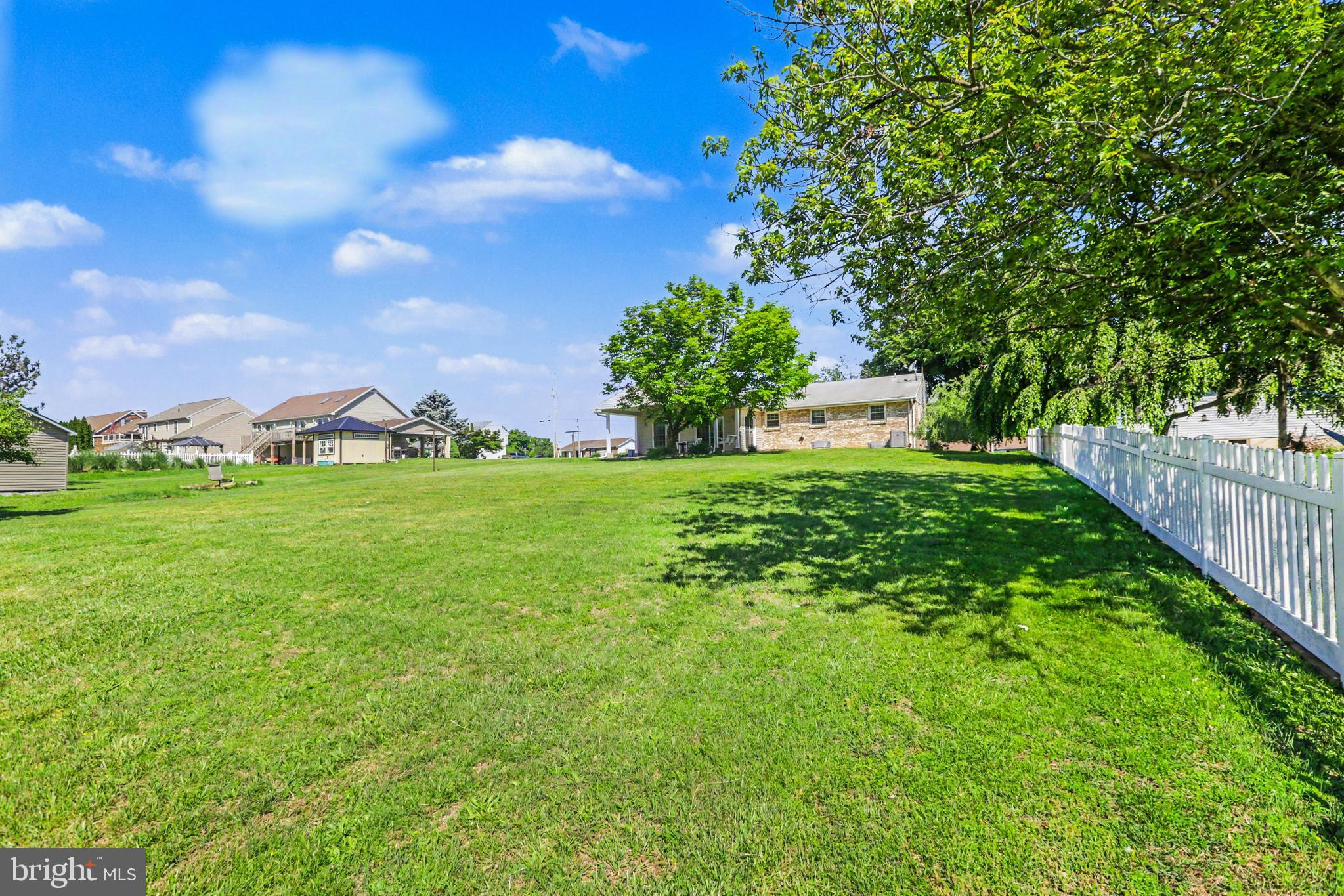 LAKE MEADE - Residential