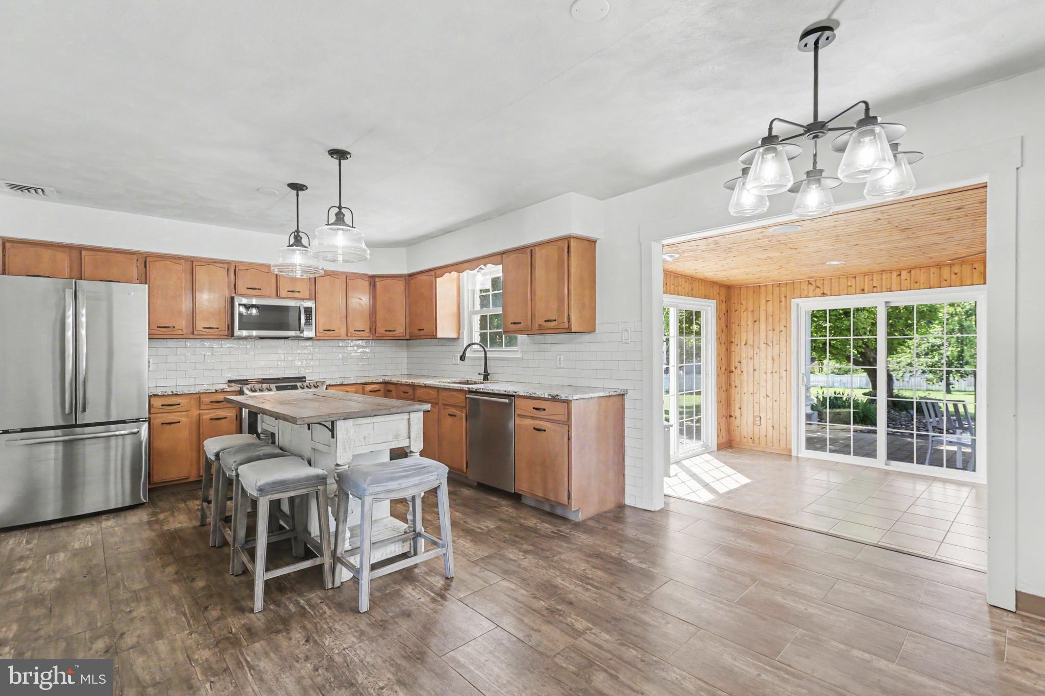 LAKE MEADE - Residential