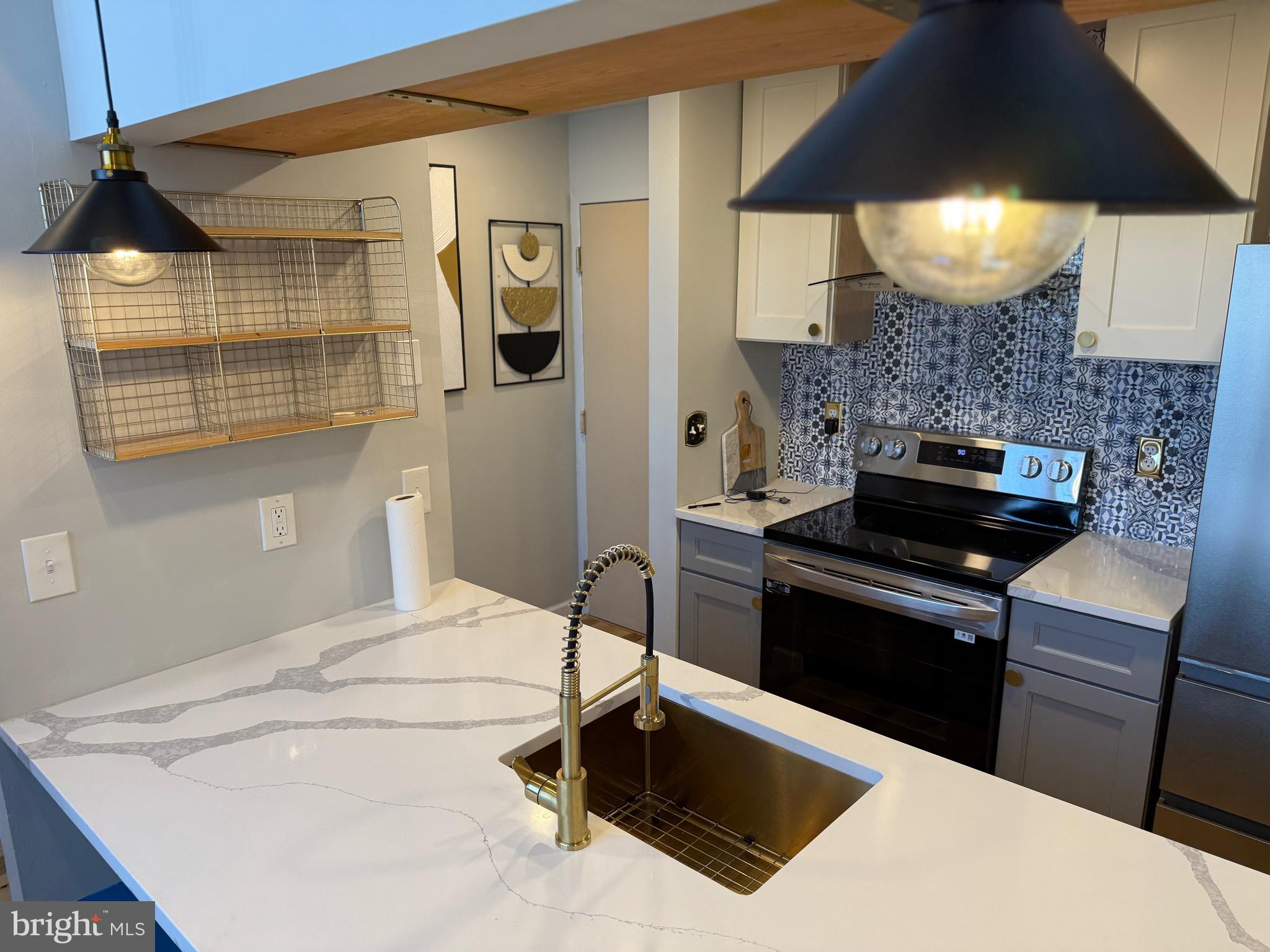 SPRING GARDEN - Residential