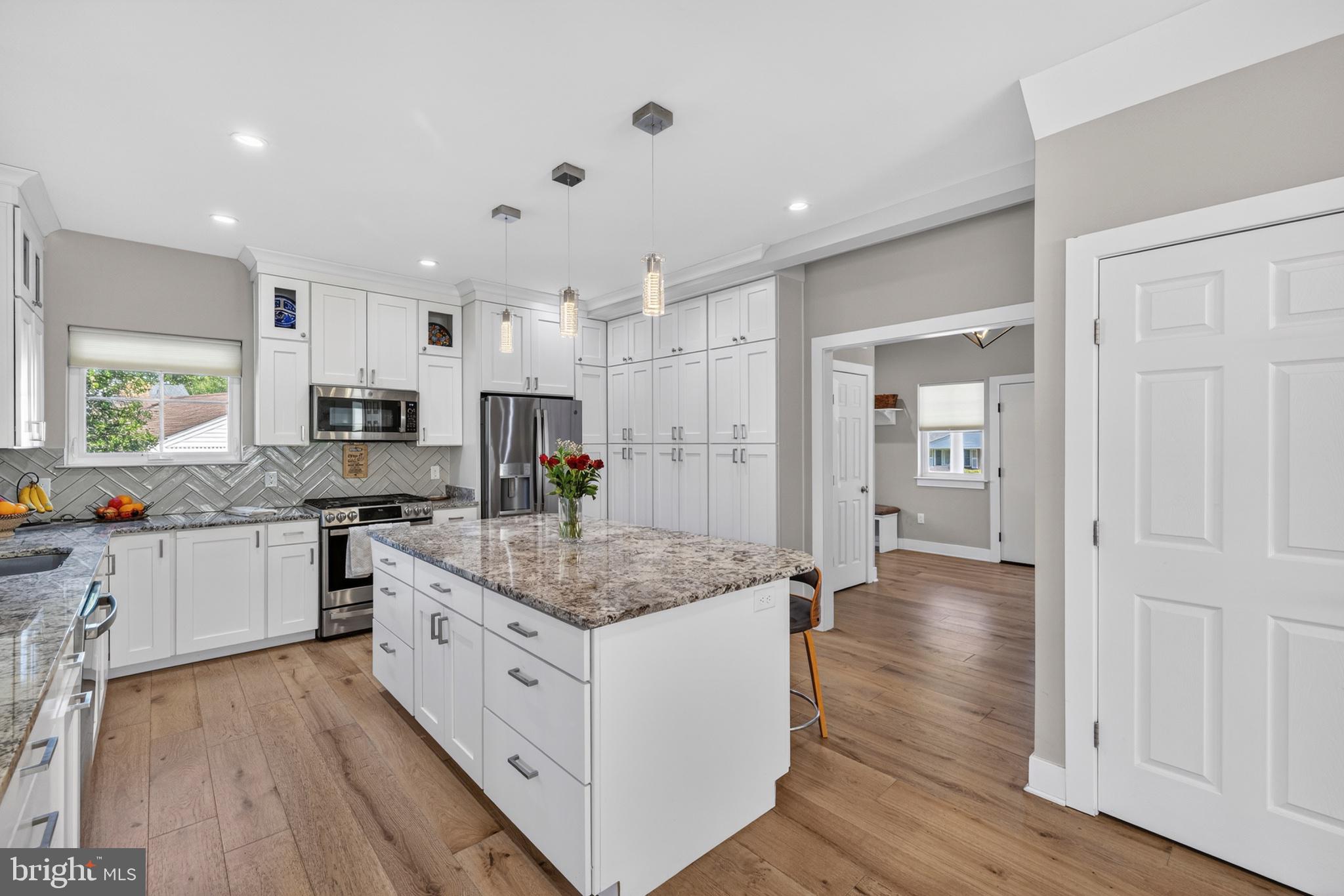 GEORGETOWN VILLAGE - Residential