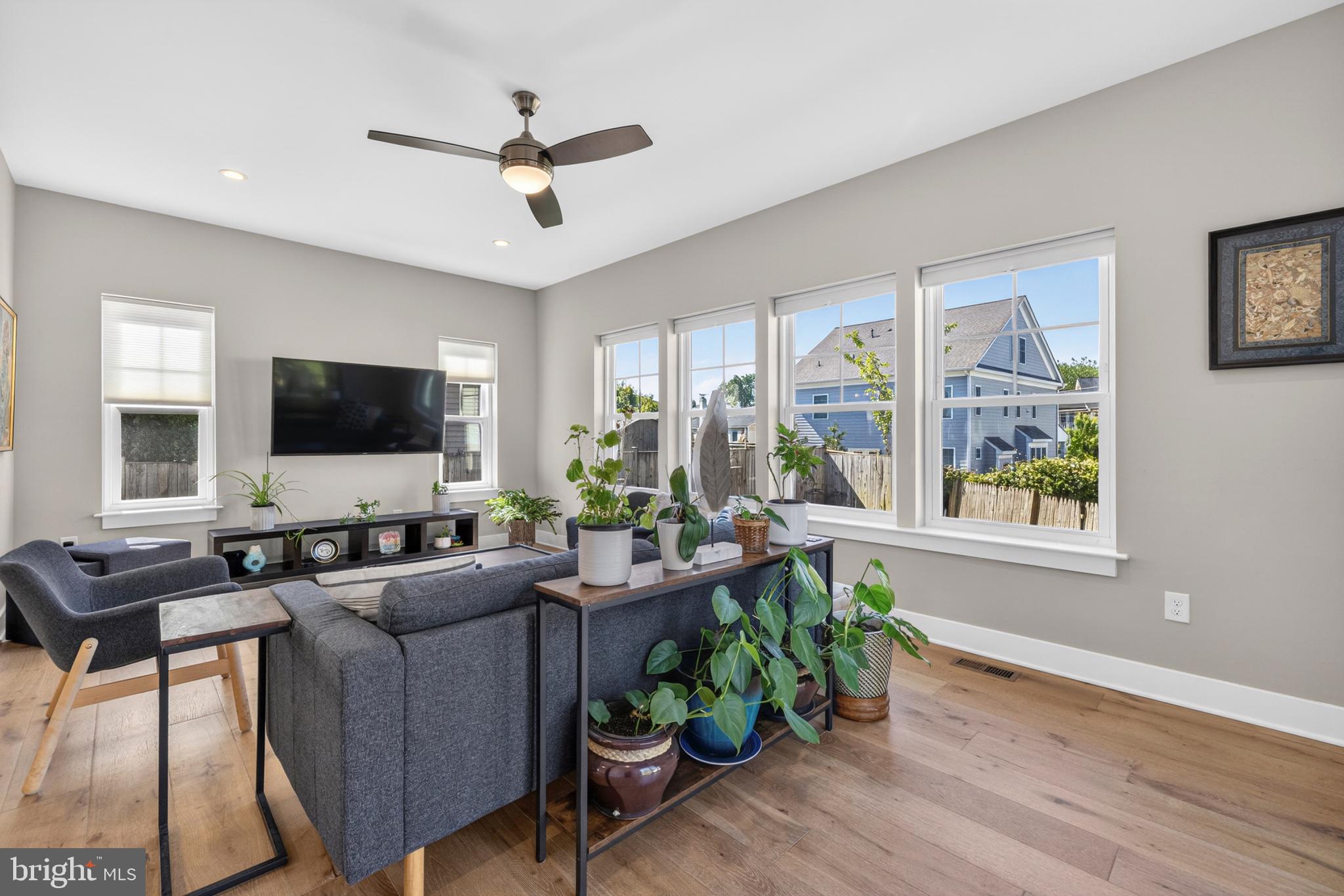 GEORGETOWN VILLAGE - Residential
